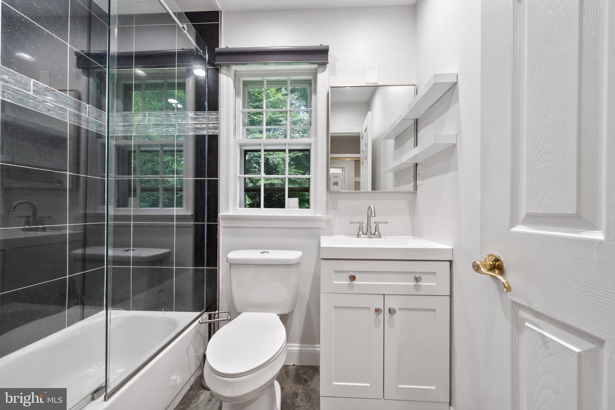 OLD GEORGETOWN ESTATES - Residential Lease