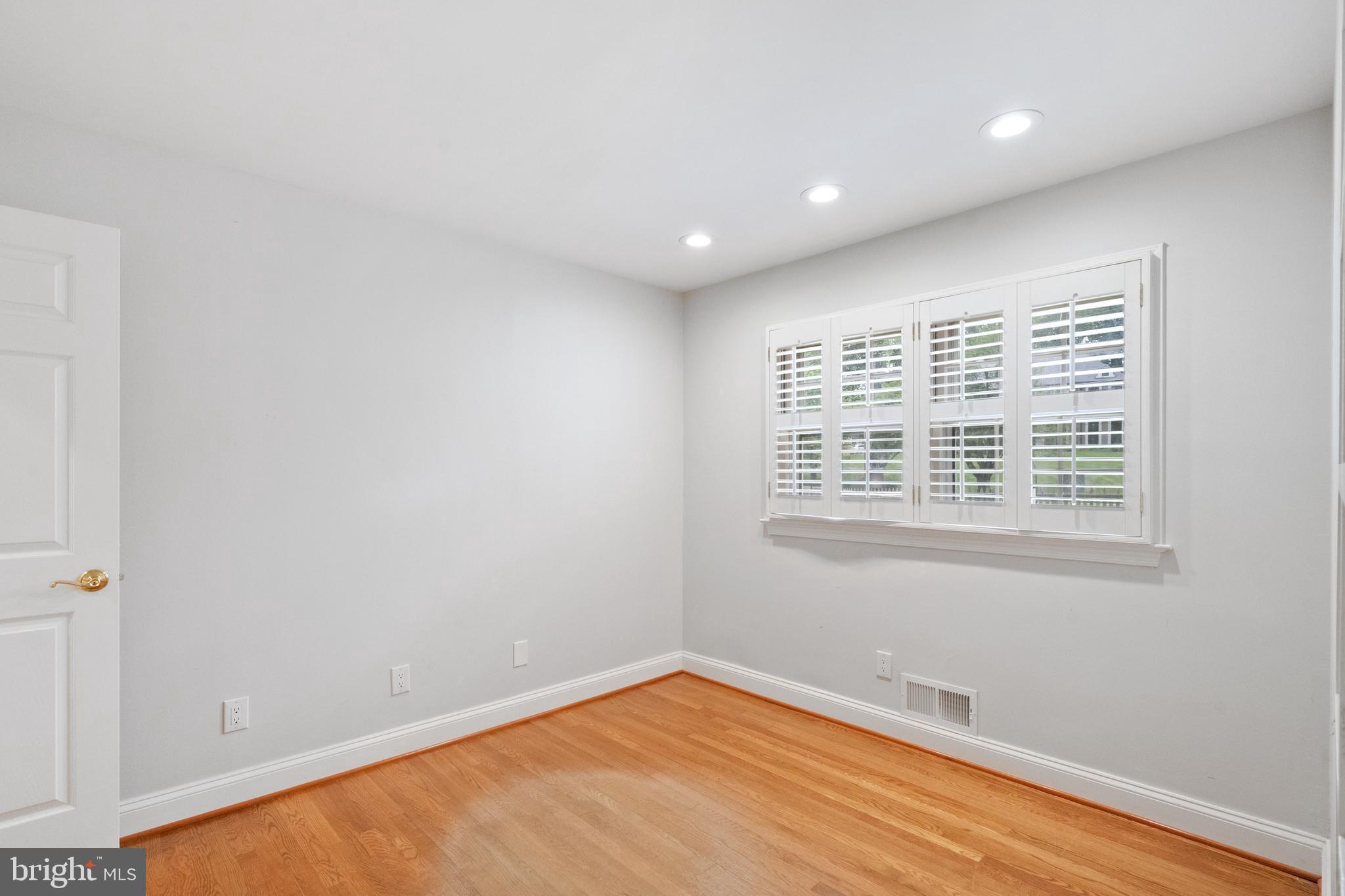 OLD GEORGETOWN ESTATES - Residential Lease