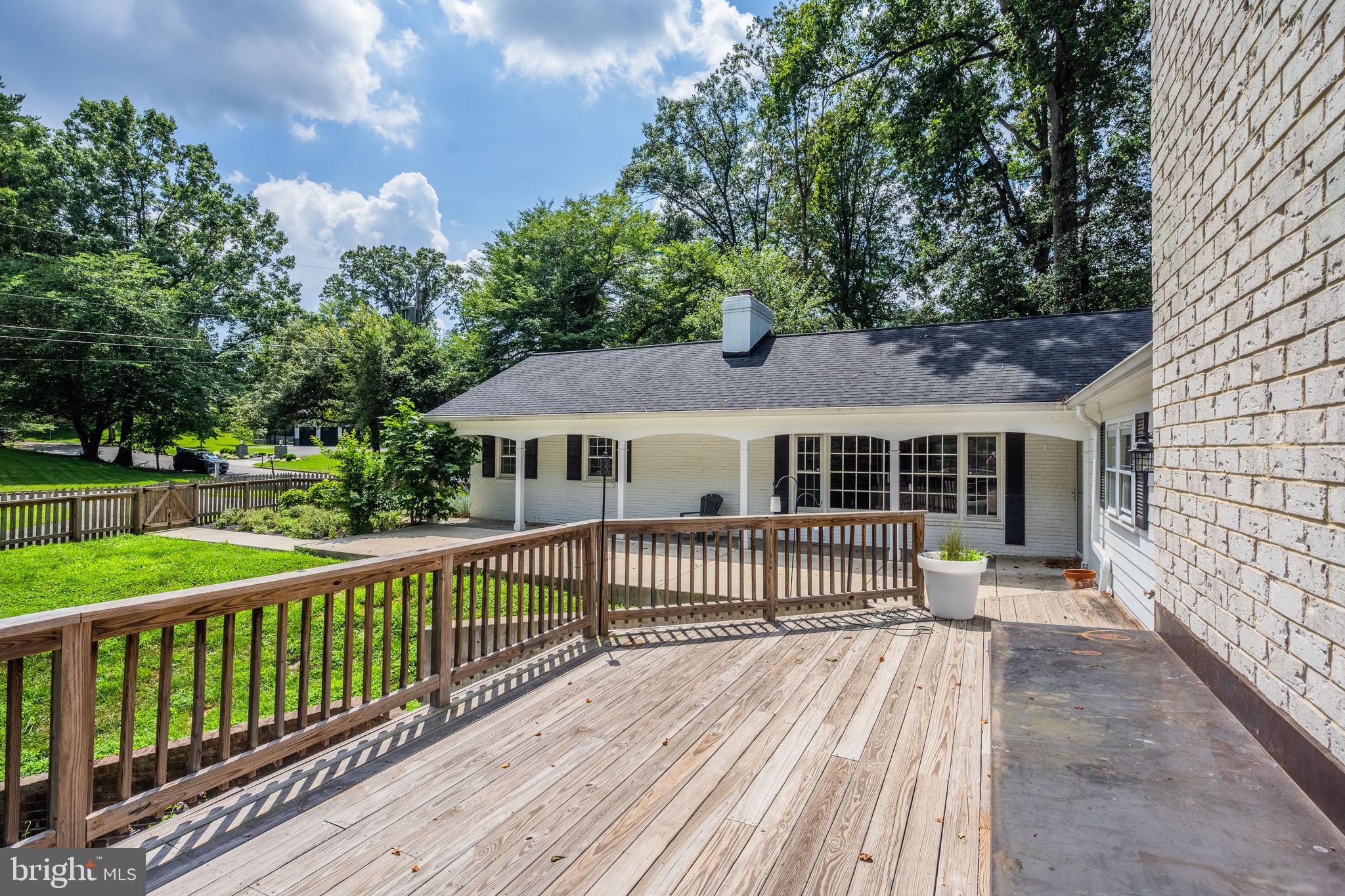 OLD GEORGETOWN ESTATES - Residential Lease