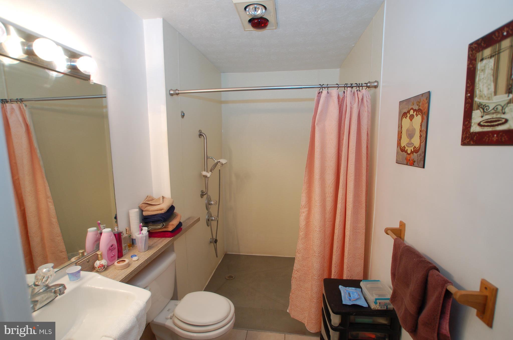 ROCKLAND RUN - Residential