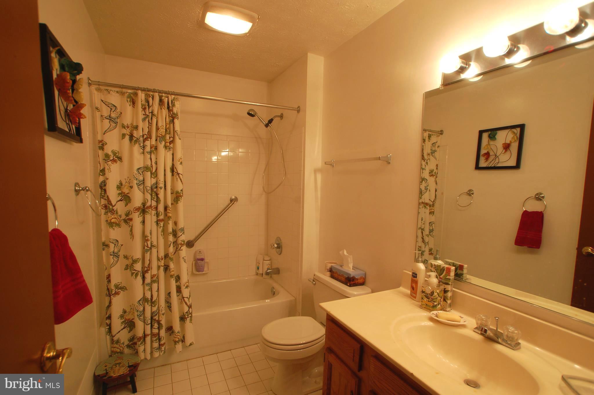 ROCKLAND RUN - Residential