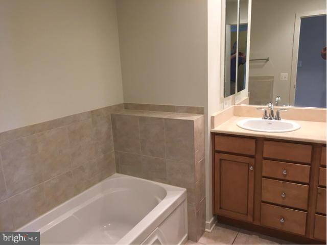 OLD DOMINION AT GLEBE PARK - Residential Lease