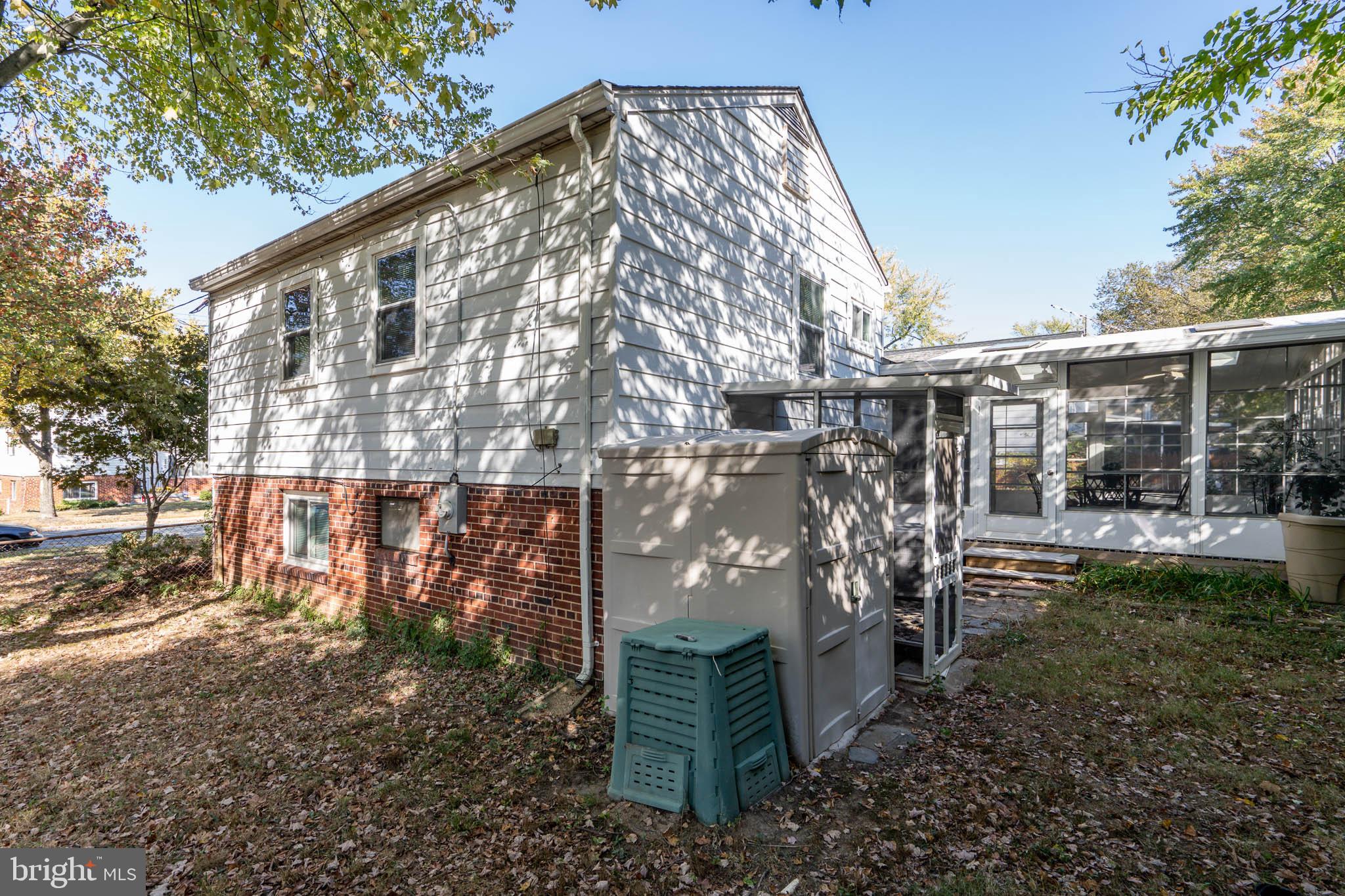 HYATTSVILLE - Residential