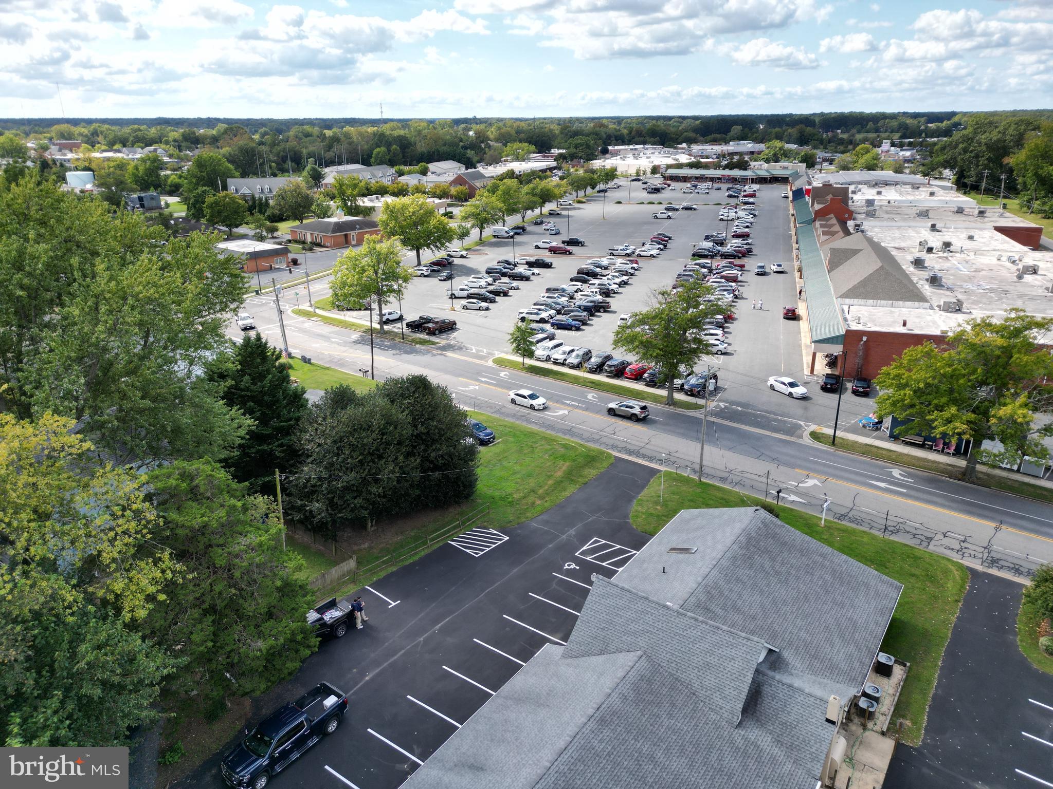 EASTON - Commercial Sale