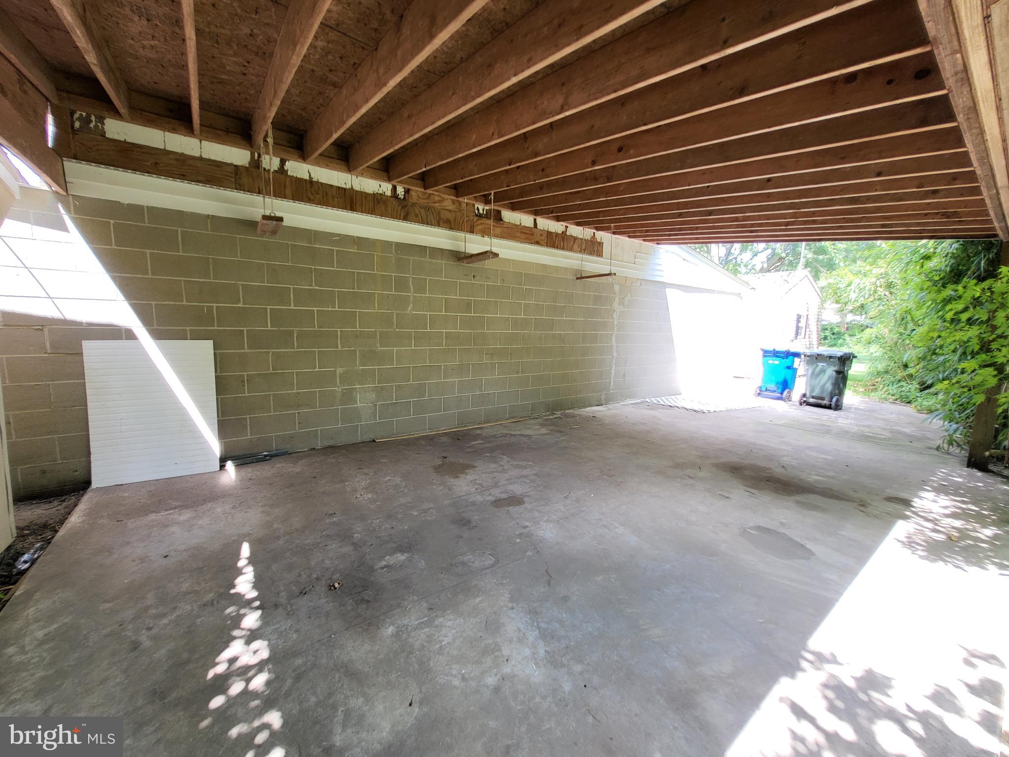 EASTON - Commercial Sale