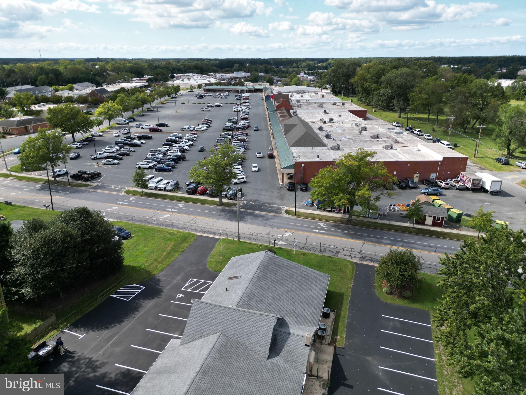 EASTON - Commercial Sale