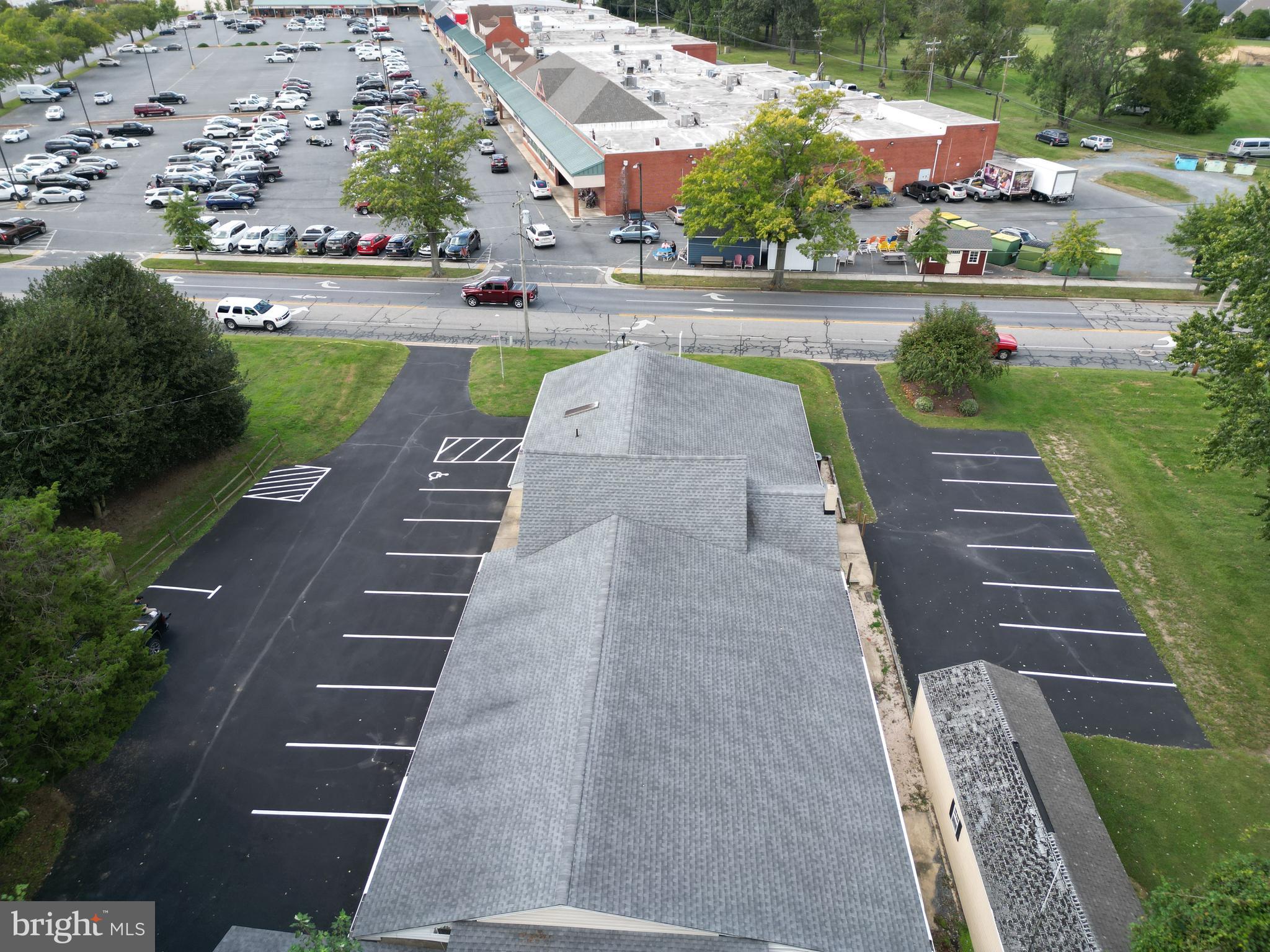 EASTON - Commercial Sale