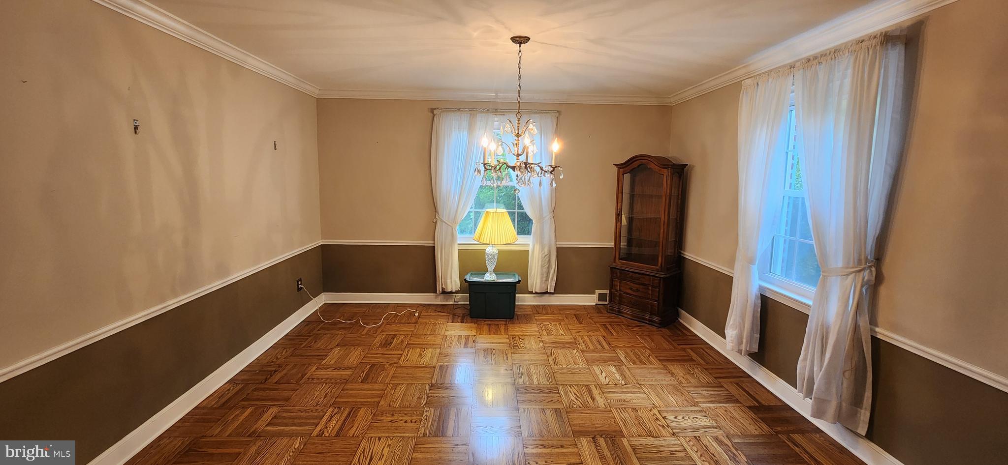 GLENSIDE - Residential