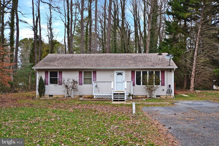 This single-story home has over 1,200 square feet of finished space.  It features 3 bedrooms and 2 full baths.  The eat-in kitchen is complemented by an adjacent breakfast/dining area. A spacious living room with a large picture window welcomes natural light. Convenient stackable washer and dryer are provided for your use. Enjoy the treed backyard complete with a deck and storage shed. Pets may be considered on a case-by-case basis.