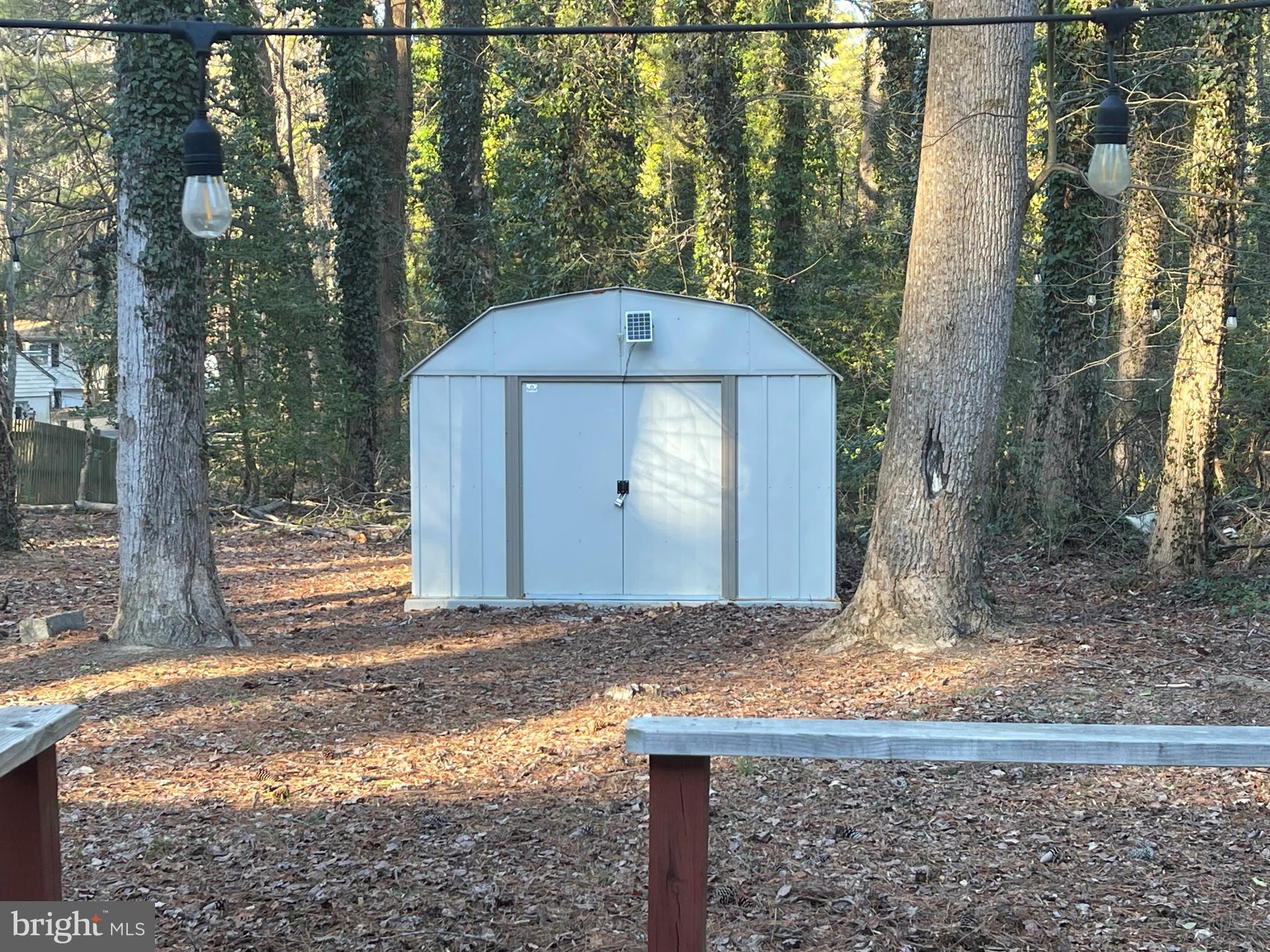 DRUM POINT - Residential Lease