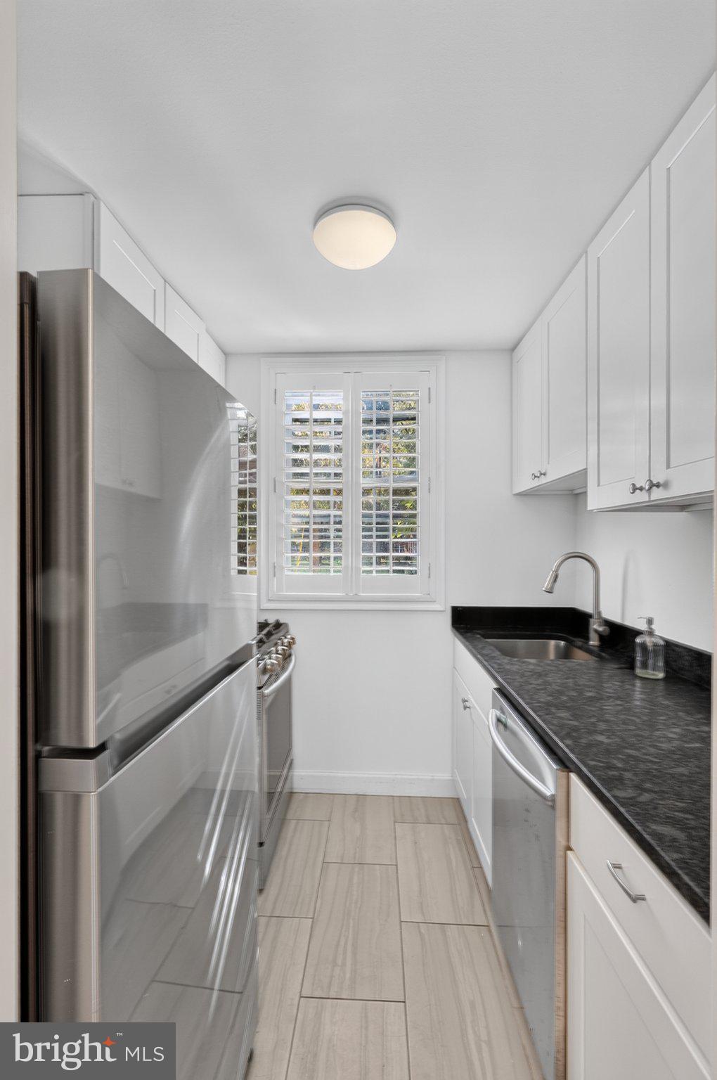 4326 N PERSHING DRIVE 43261