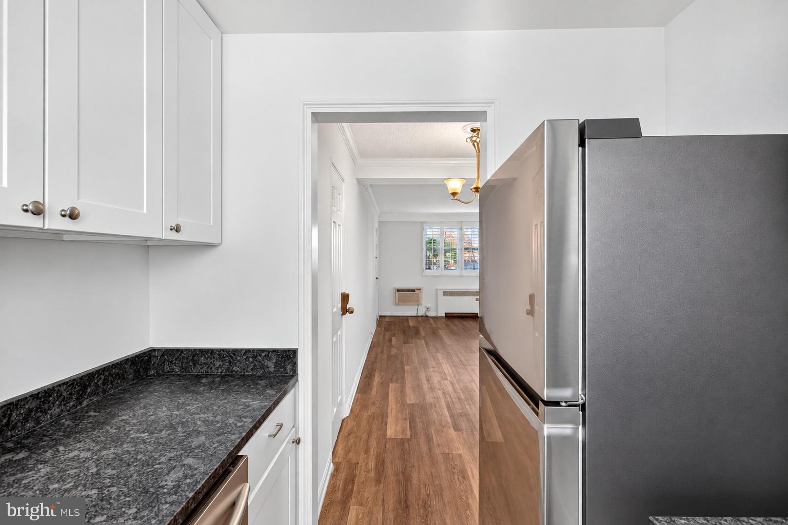 4326 N PERSHING DRIVE 43261
