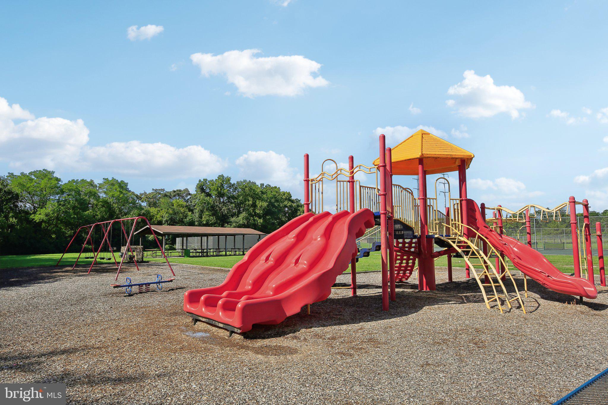 BALTIMORE HIGHLANDS - Residential