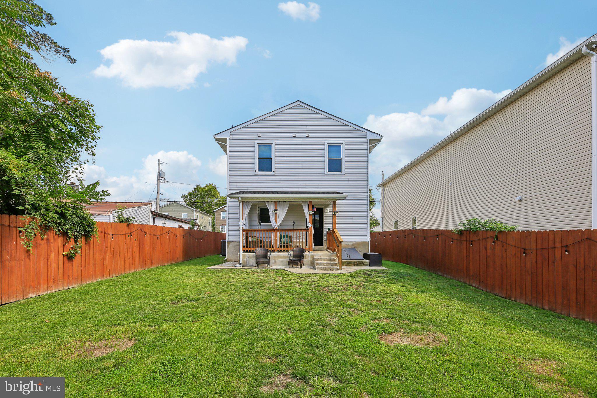 BALTIMORE HIGHLANDS - Residential