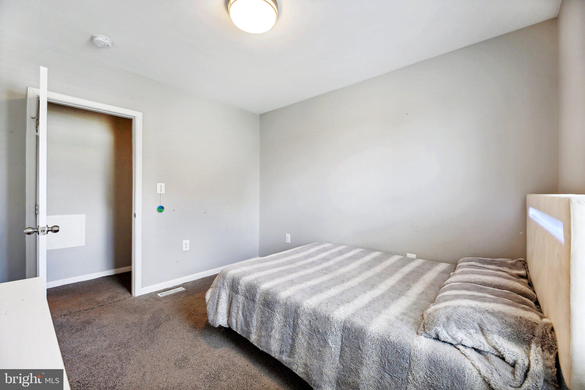 BALTIMORE HIGHLANDS - Residential