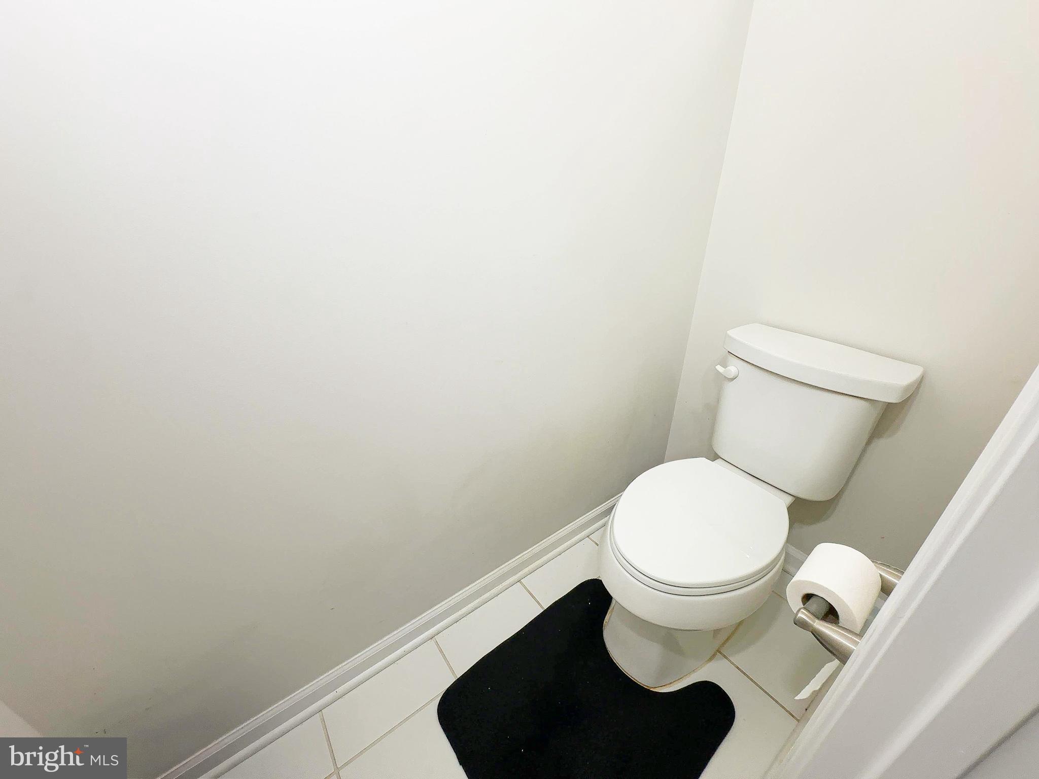 EDITORS PARK - Residential Lease