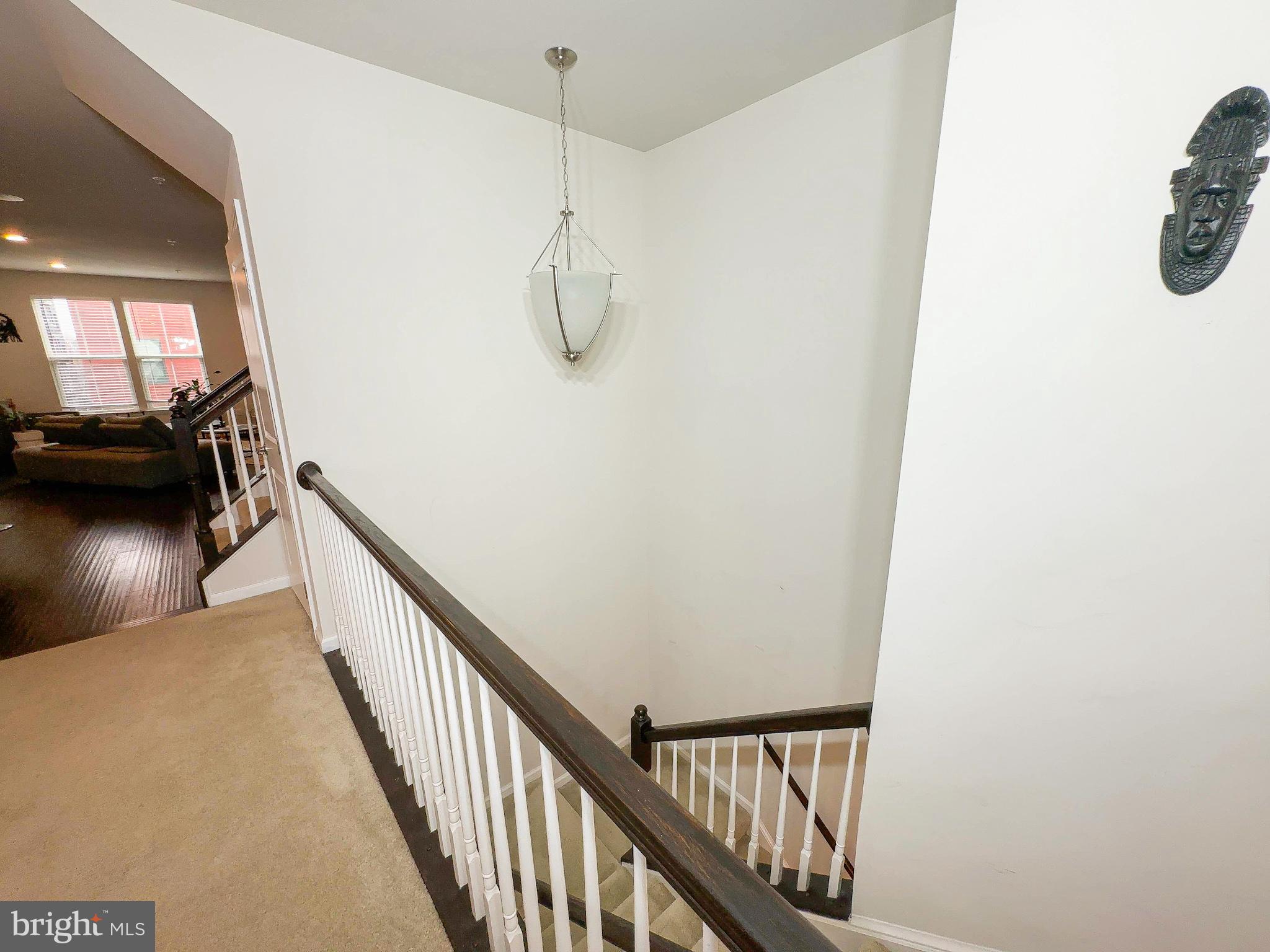 EDITORS PARK - Residential Lease