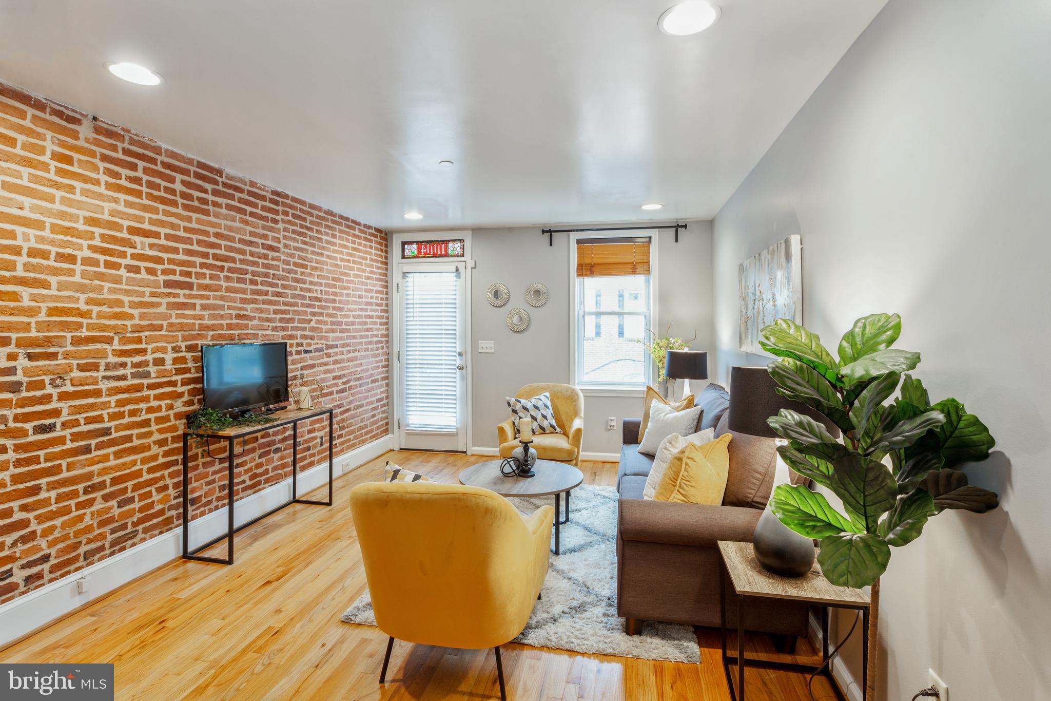 CANTON SQUARE - Residential