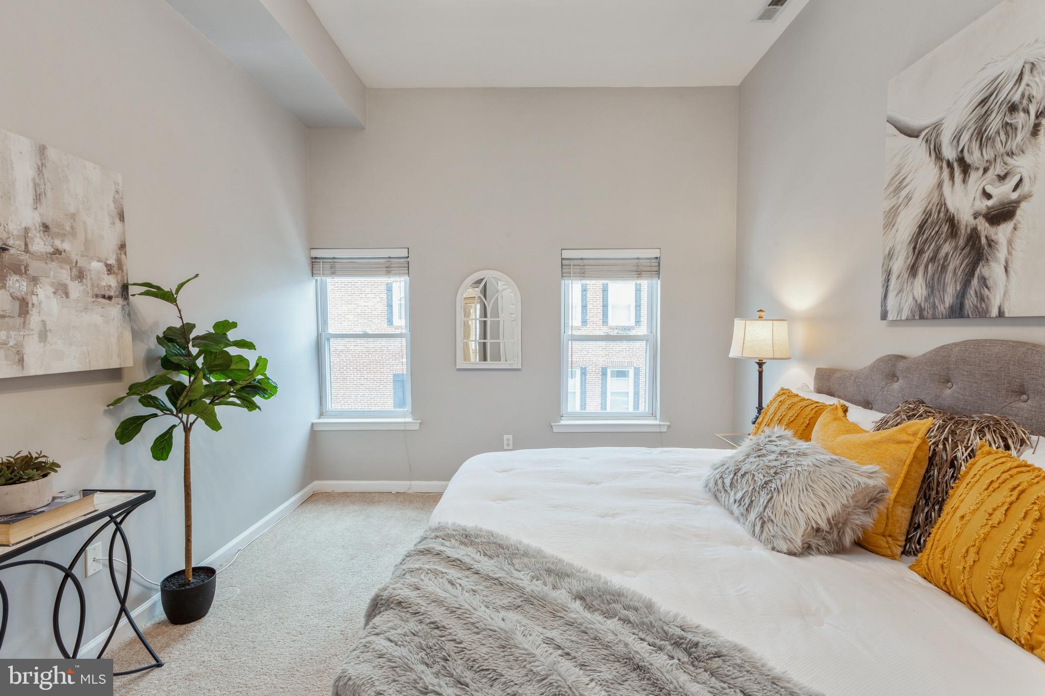 CANTON SQUARE - Residential