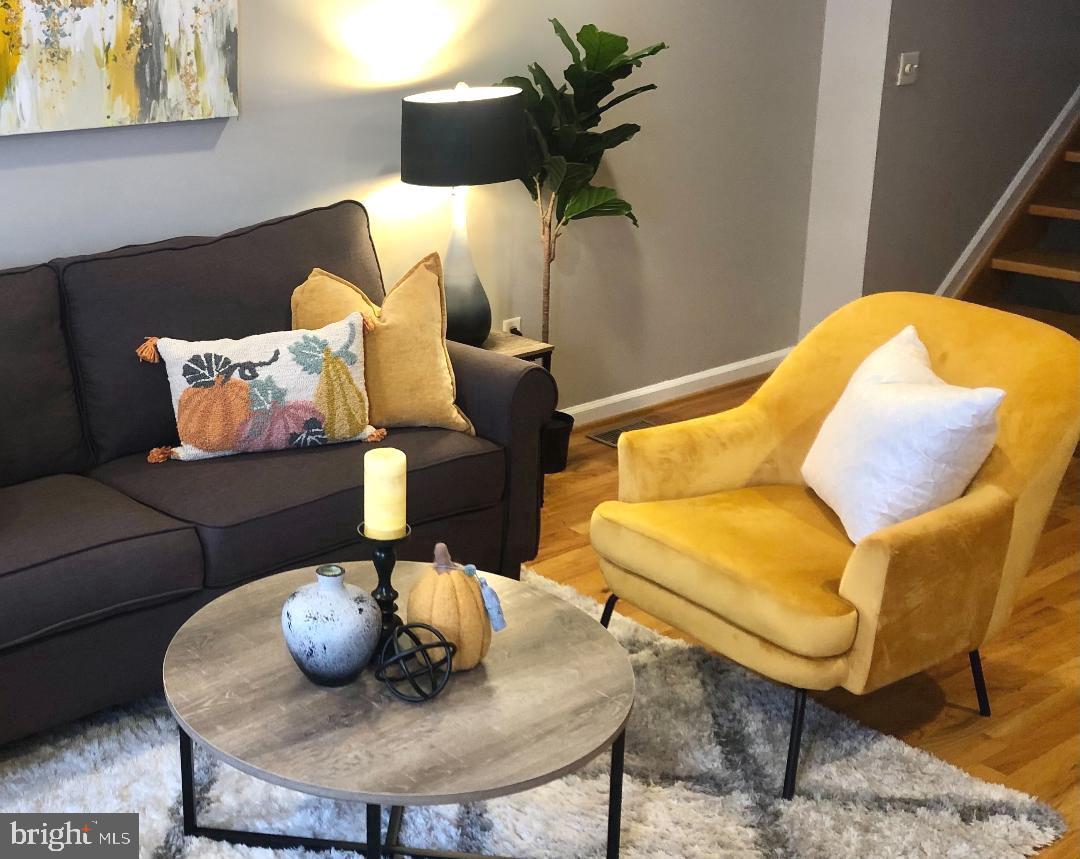 CANTON SQUARE - Residential