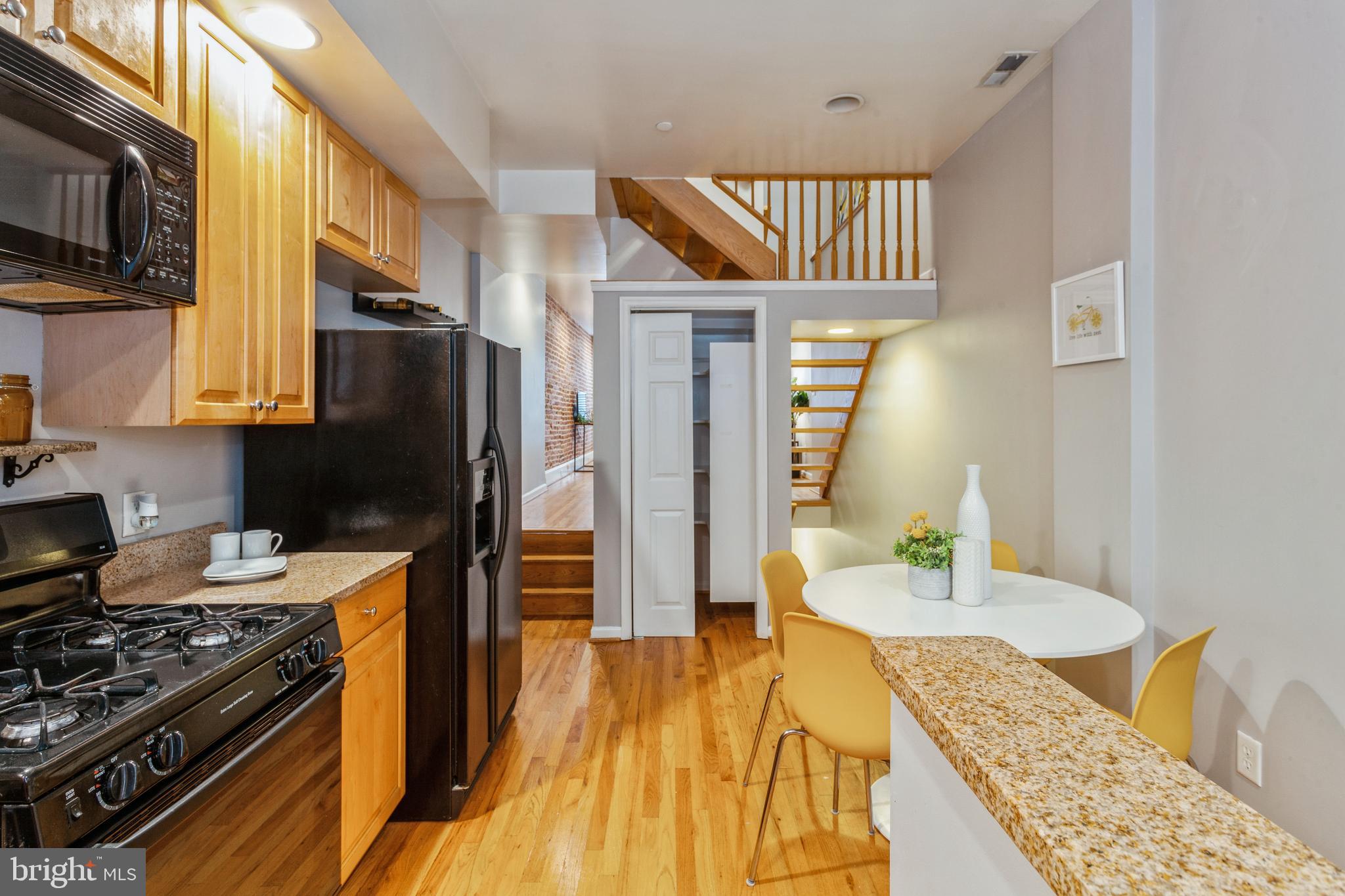 CANTON SQUARE - Residential