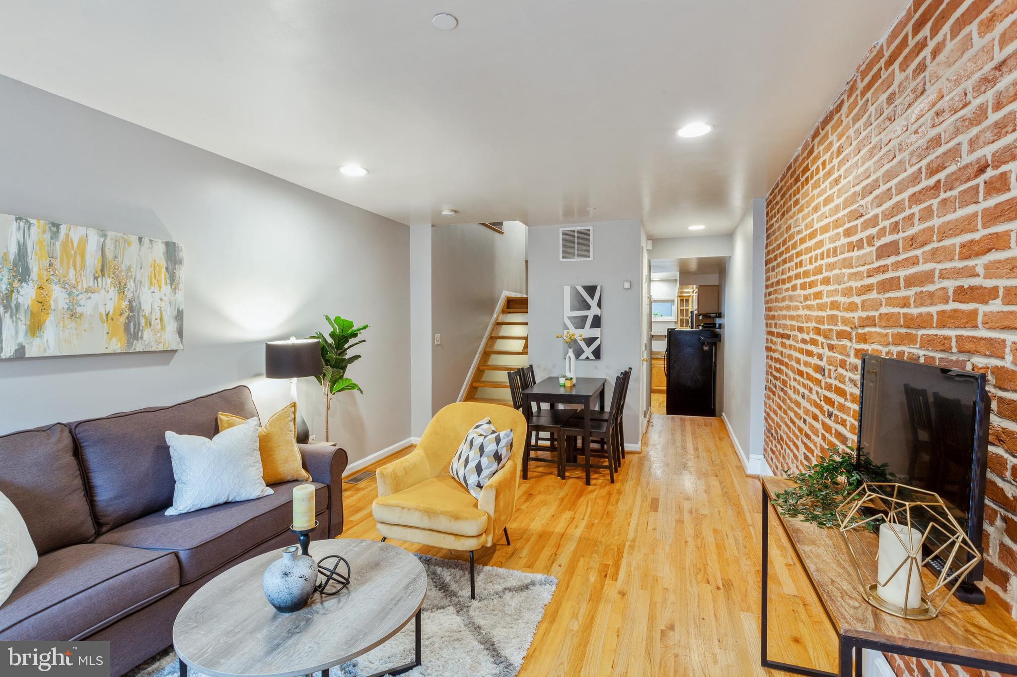 CANTON SQUARE - Residential