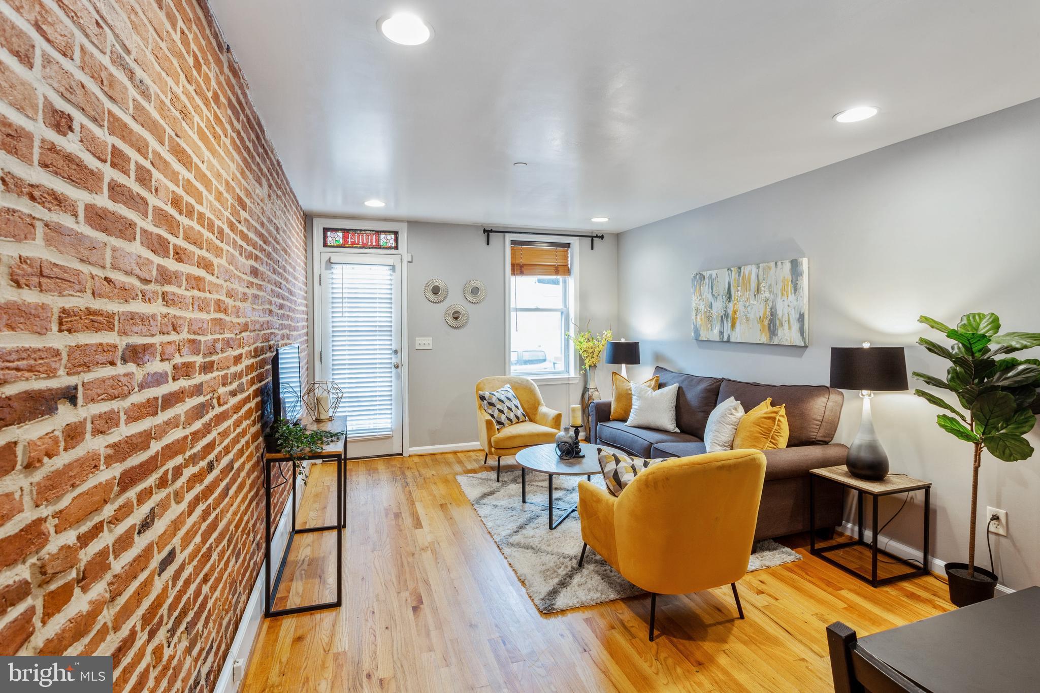 CANTON SQUARE - Residential