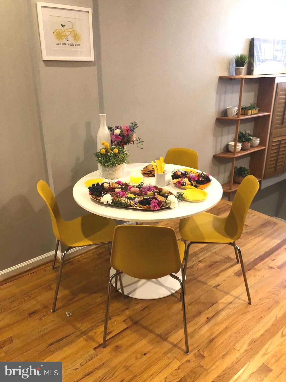 CANTON SQUARE - Residential