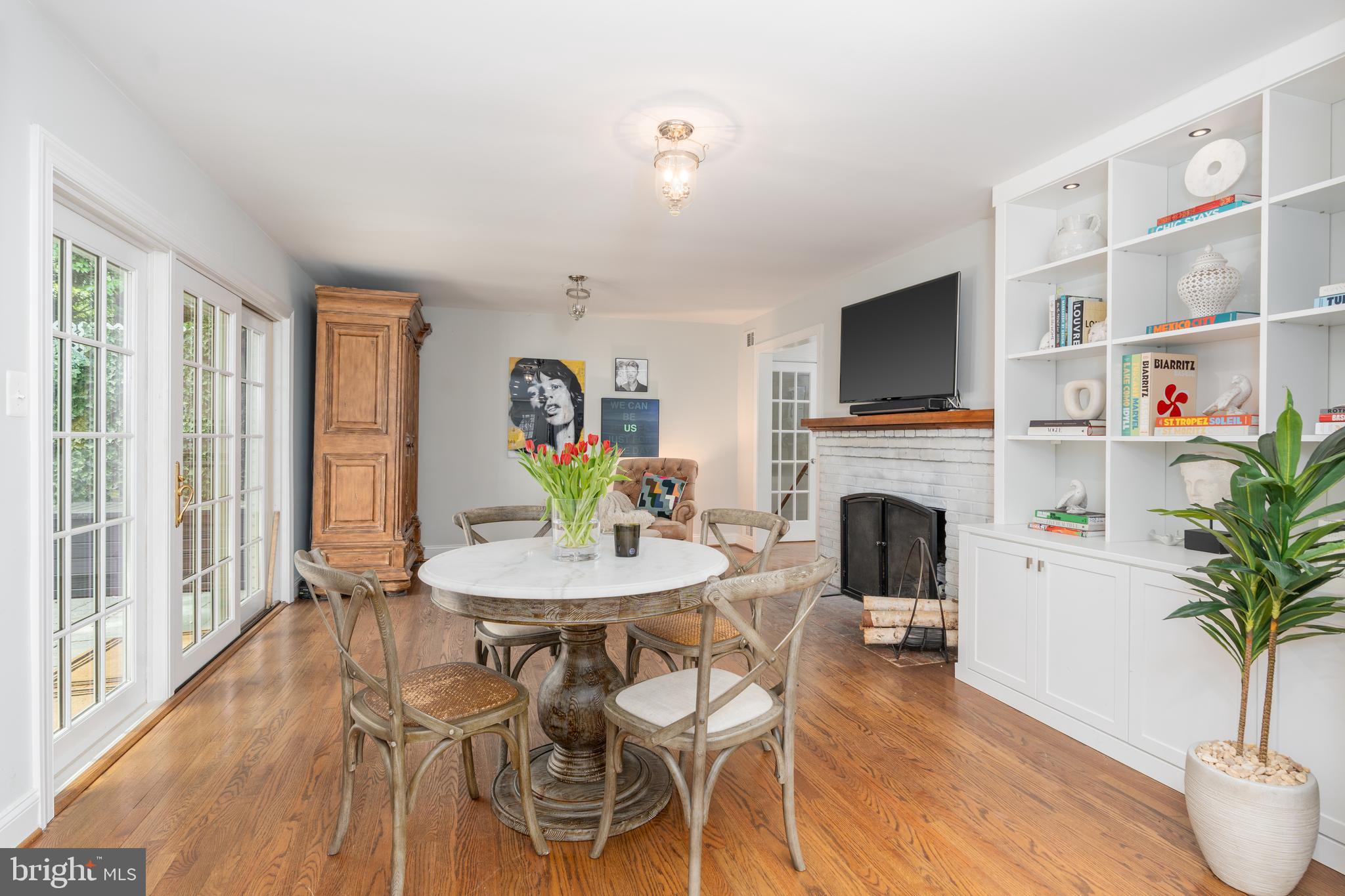 WEST LANGLEY - Residential