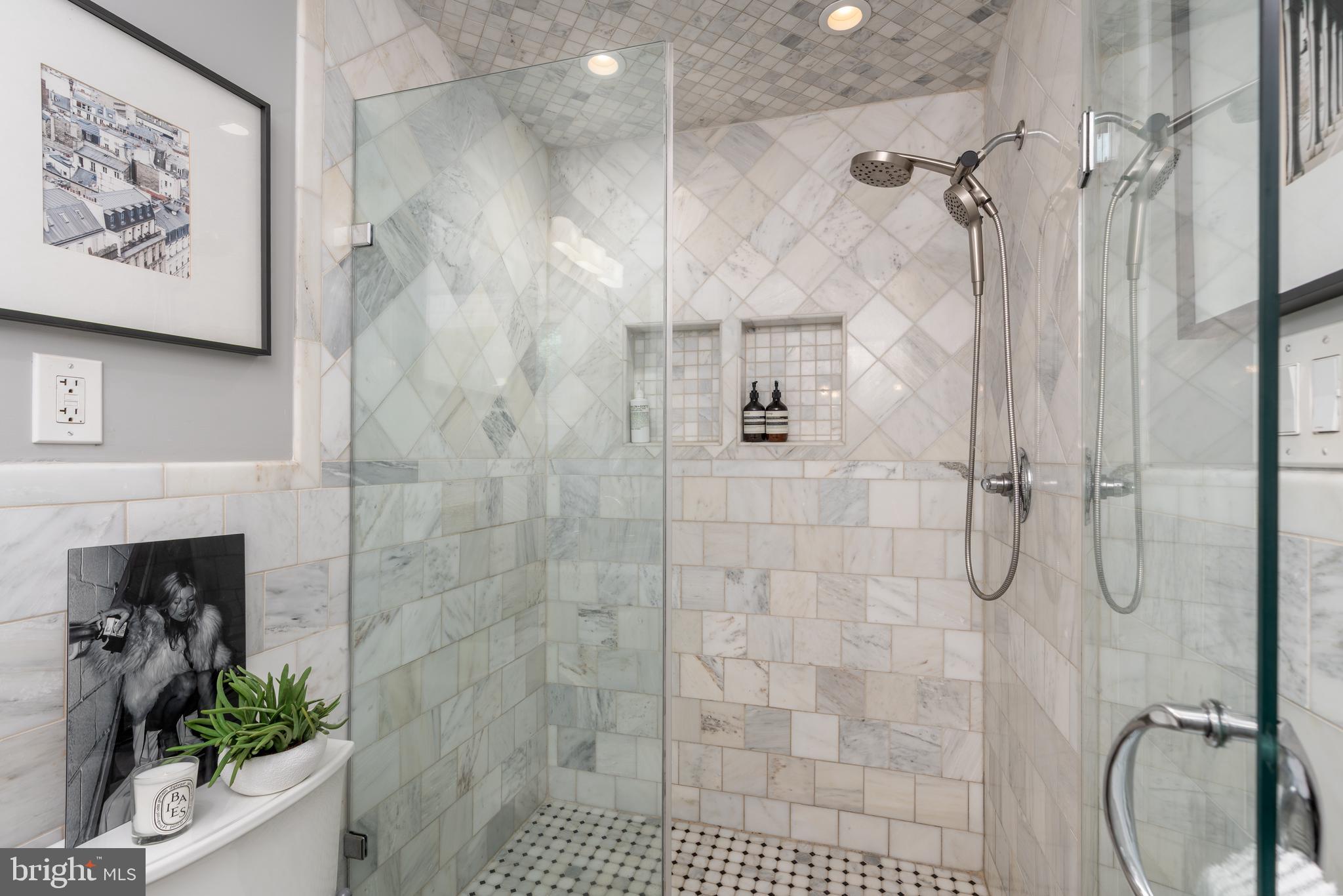 WEST LANGLEY - Residential