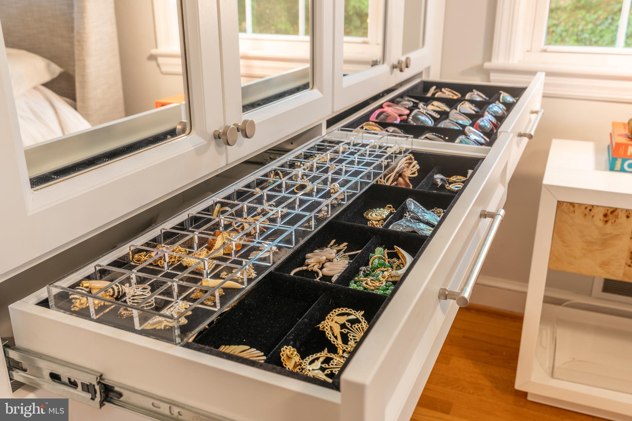 WEST LANGLEY - Residential