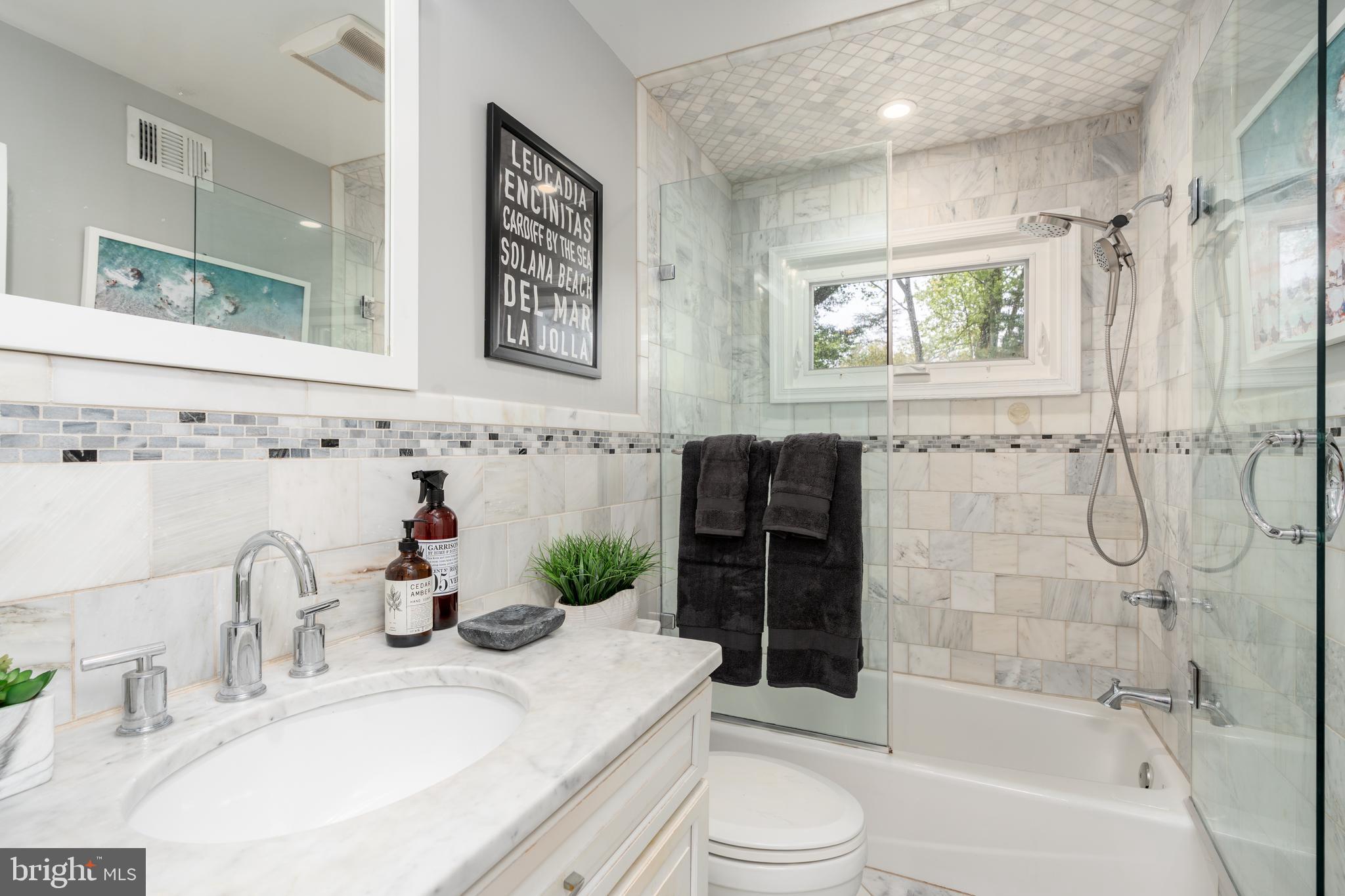 WEST LANGLEY - Residential