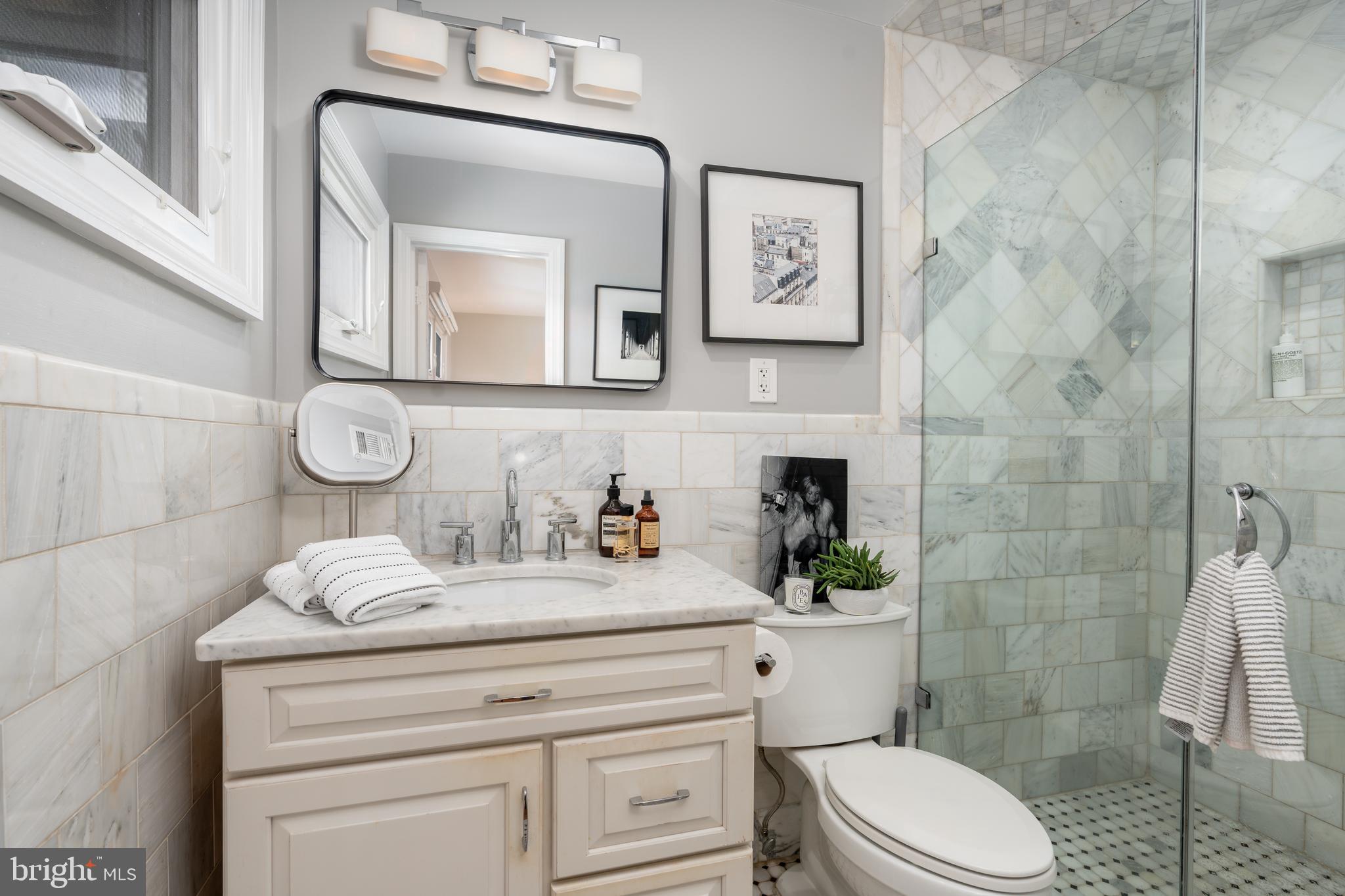 WEST LANGLEY - Residential