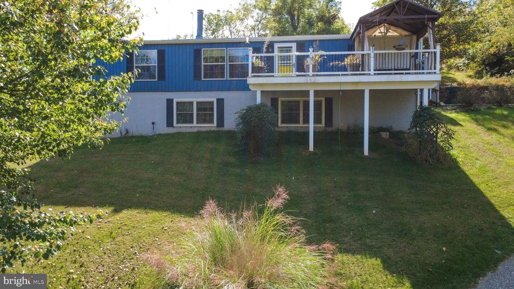Photo of 15792 Cross Mill Road, FELTON, PA 17322 (MLS # PAYK2091632)