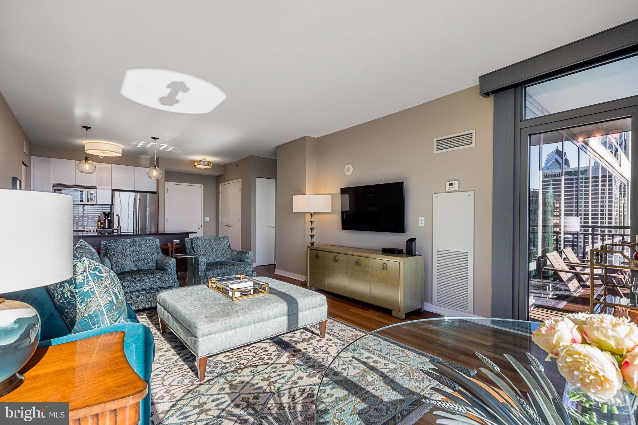 RITTENHOUSE SQUARE - Residential