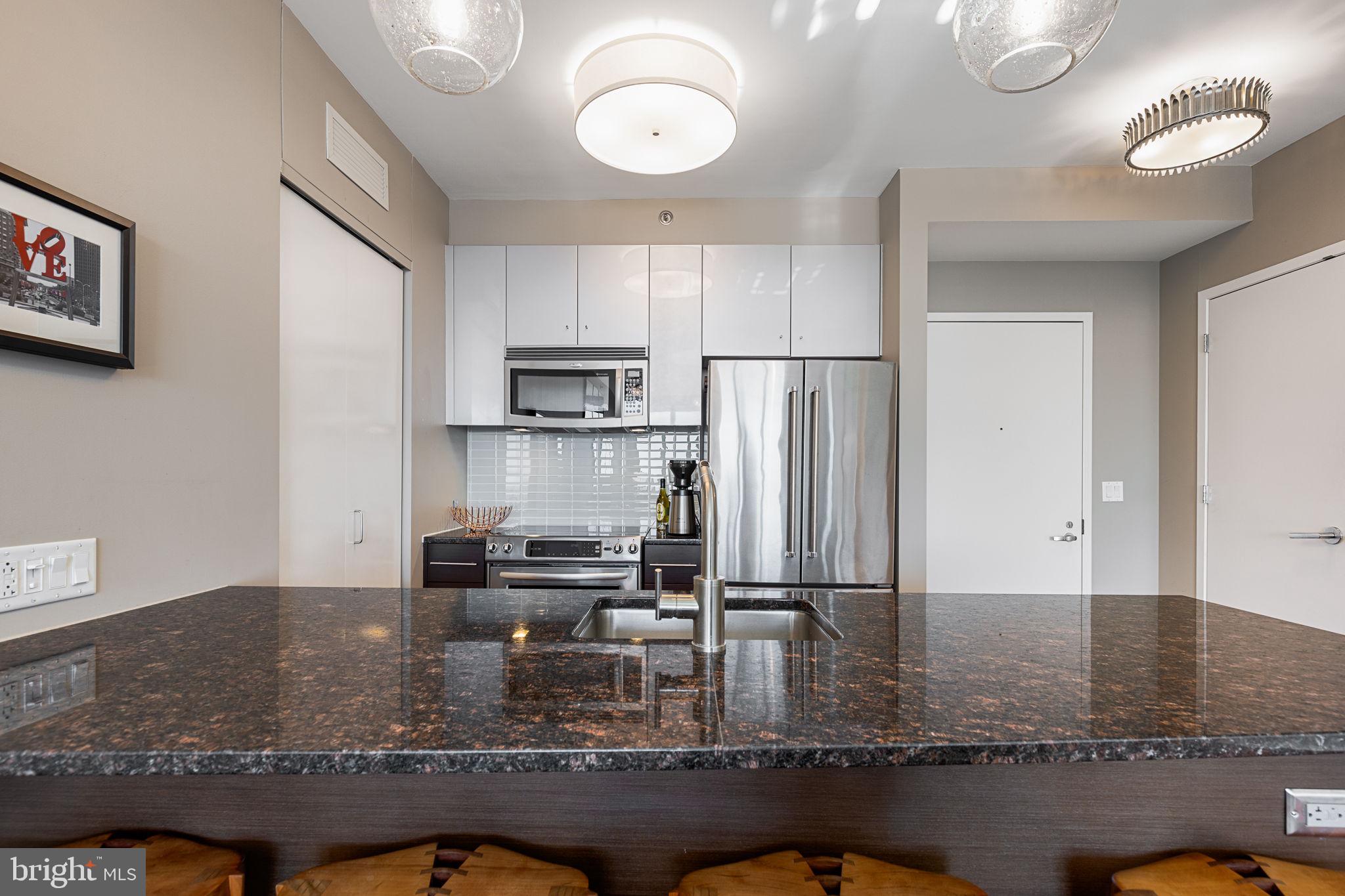 RITTENHOUSE SQUARE - Residential