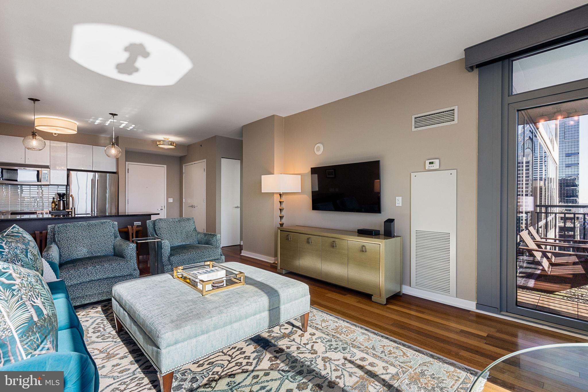 RITTENHOUSE SQUARE - Residential