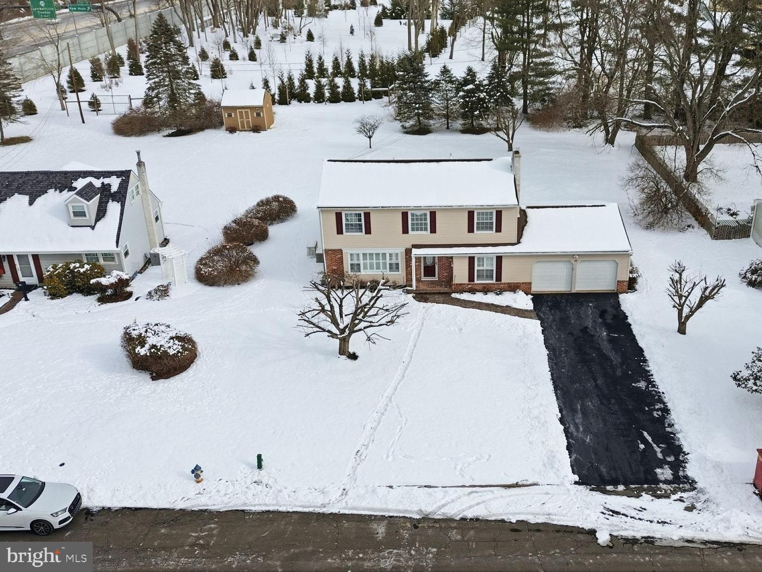 HILLWOOD TERR - Residential