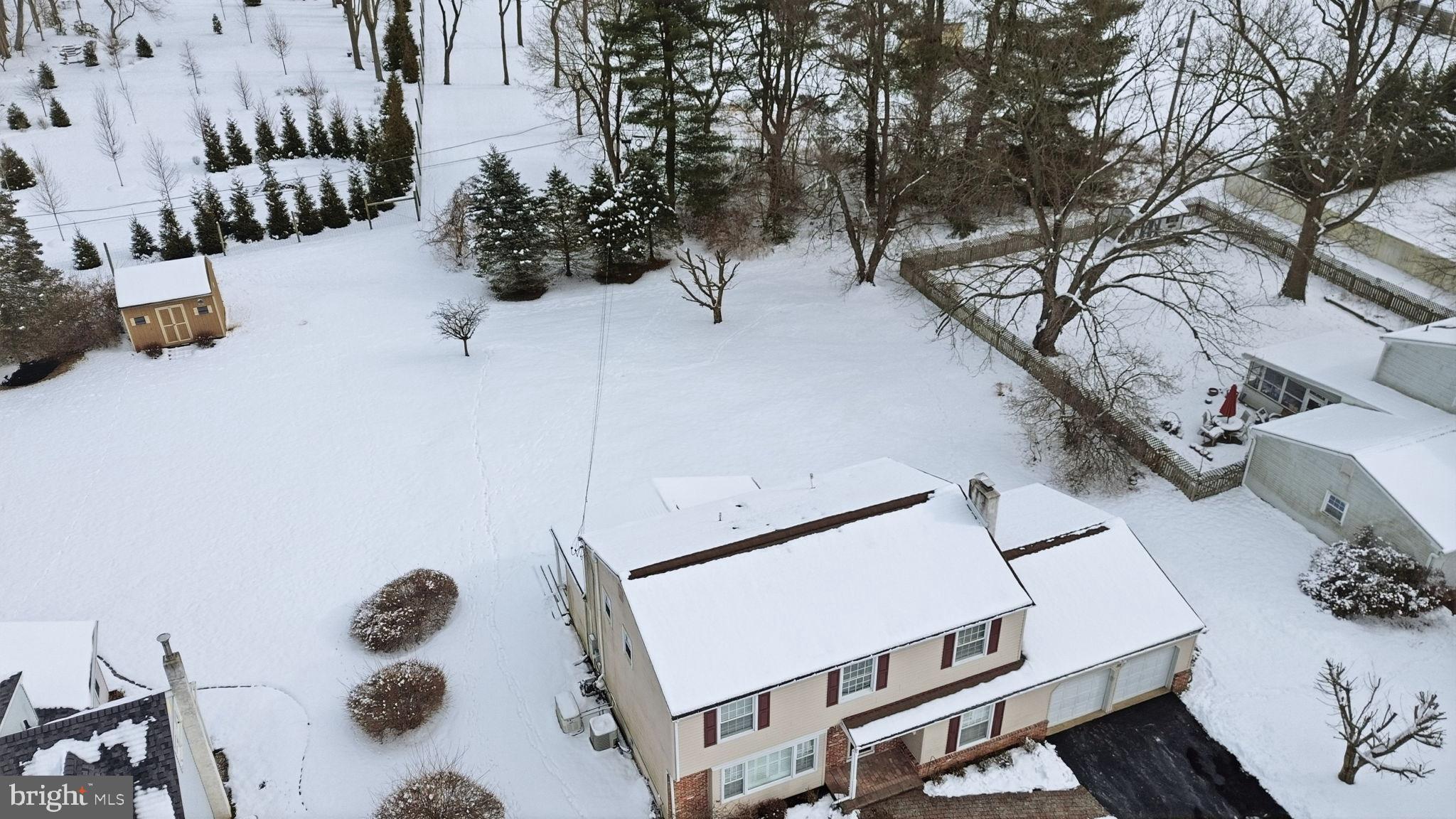 HILLWOOD TERR - Residential