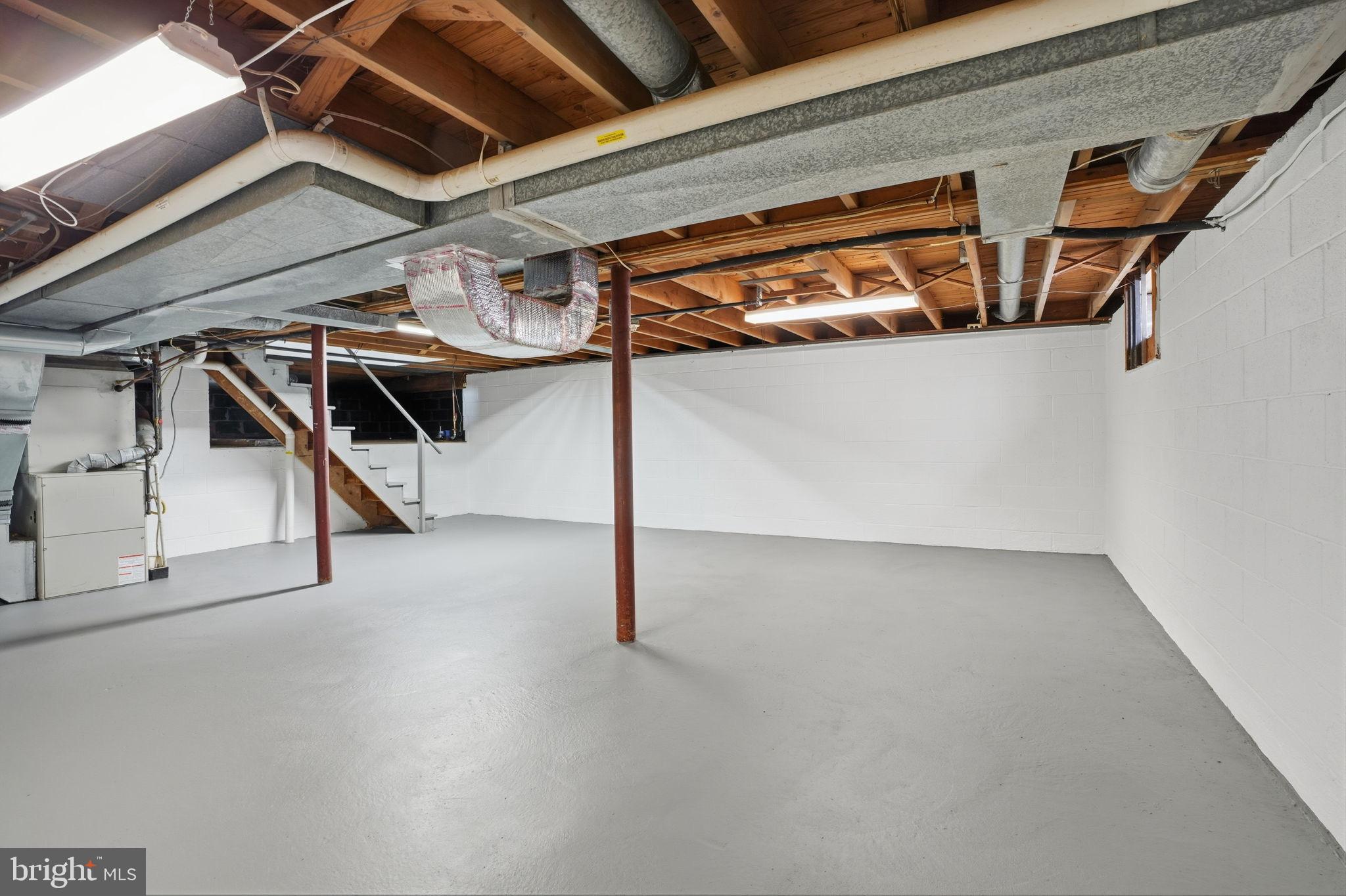 HILLWOOD TERR - Residential