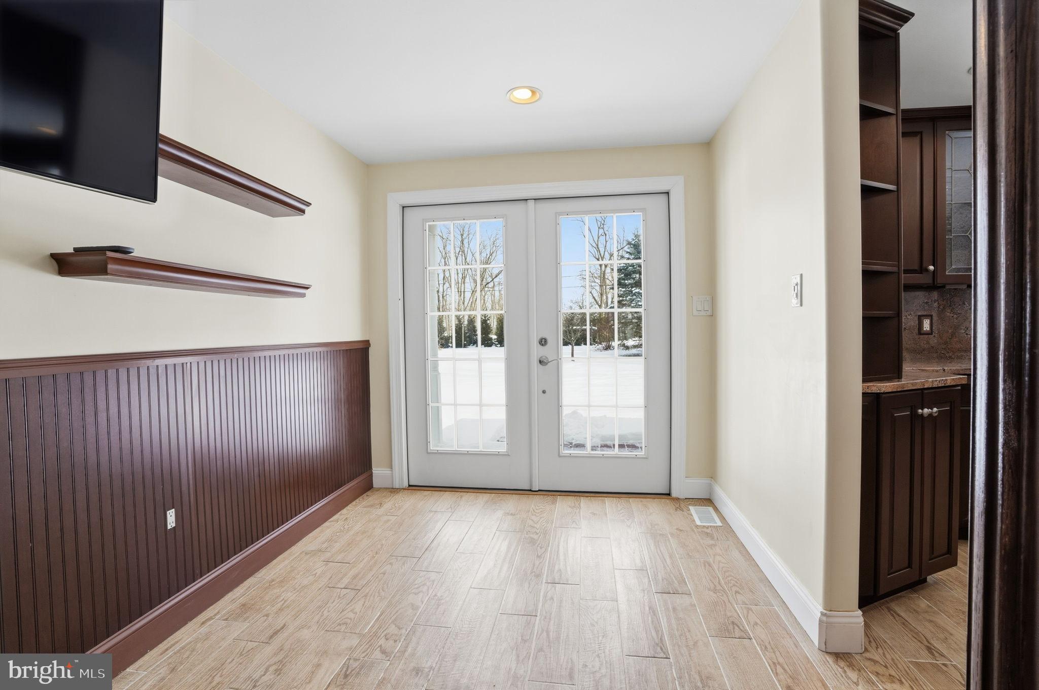 HILLWOOD TERR - Residential