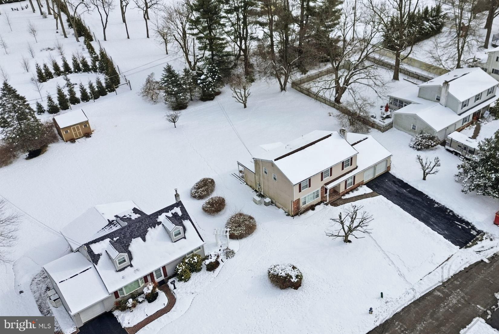 HILLWOOD TERR - Residential