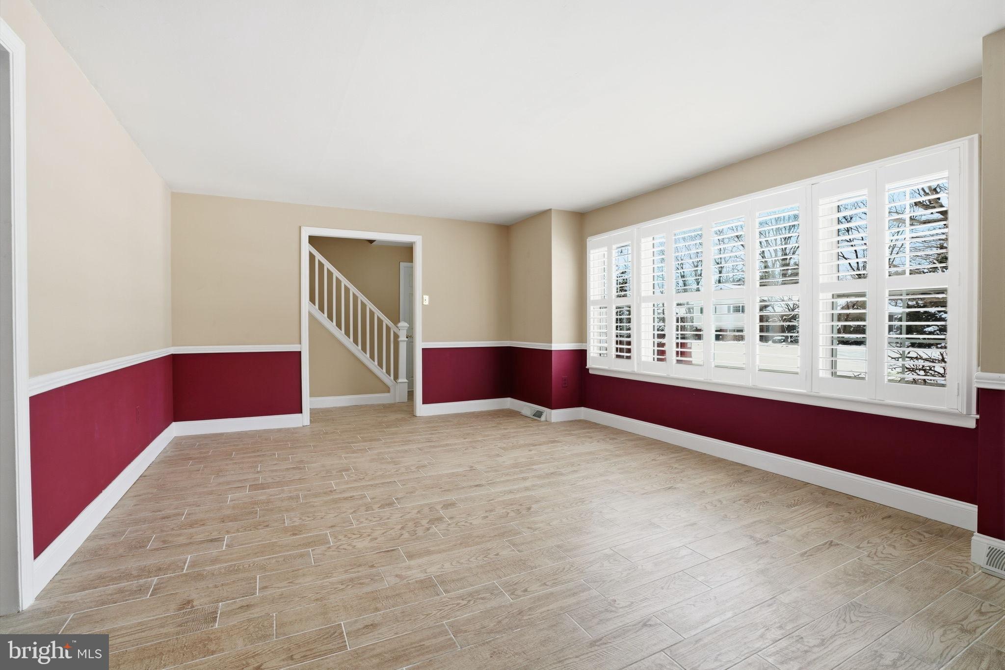 HILLWOOD TERR - Residential