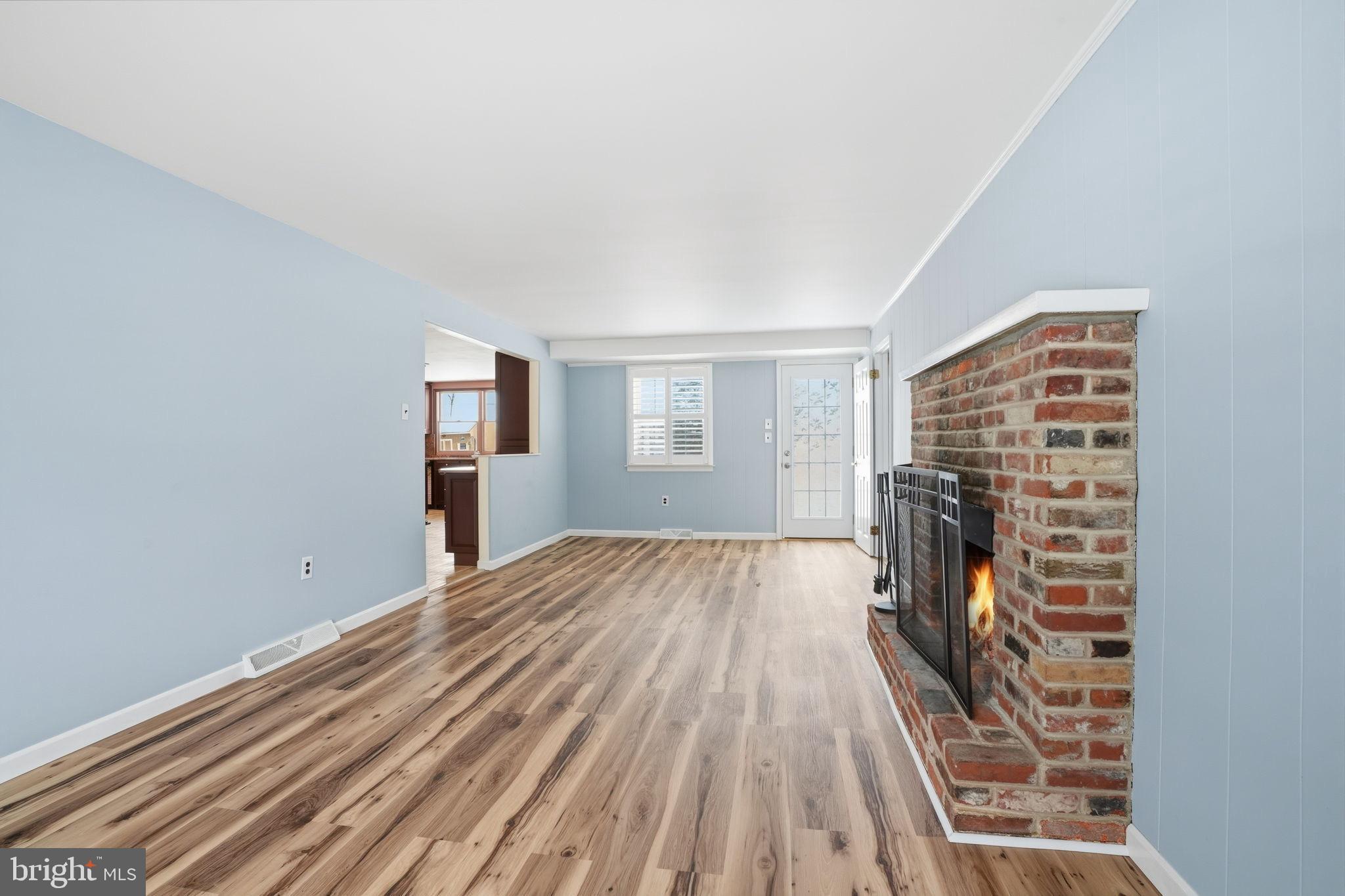 HILLWOOD TERR - Residential