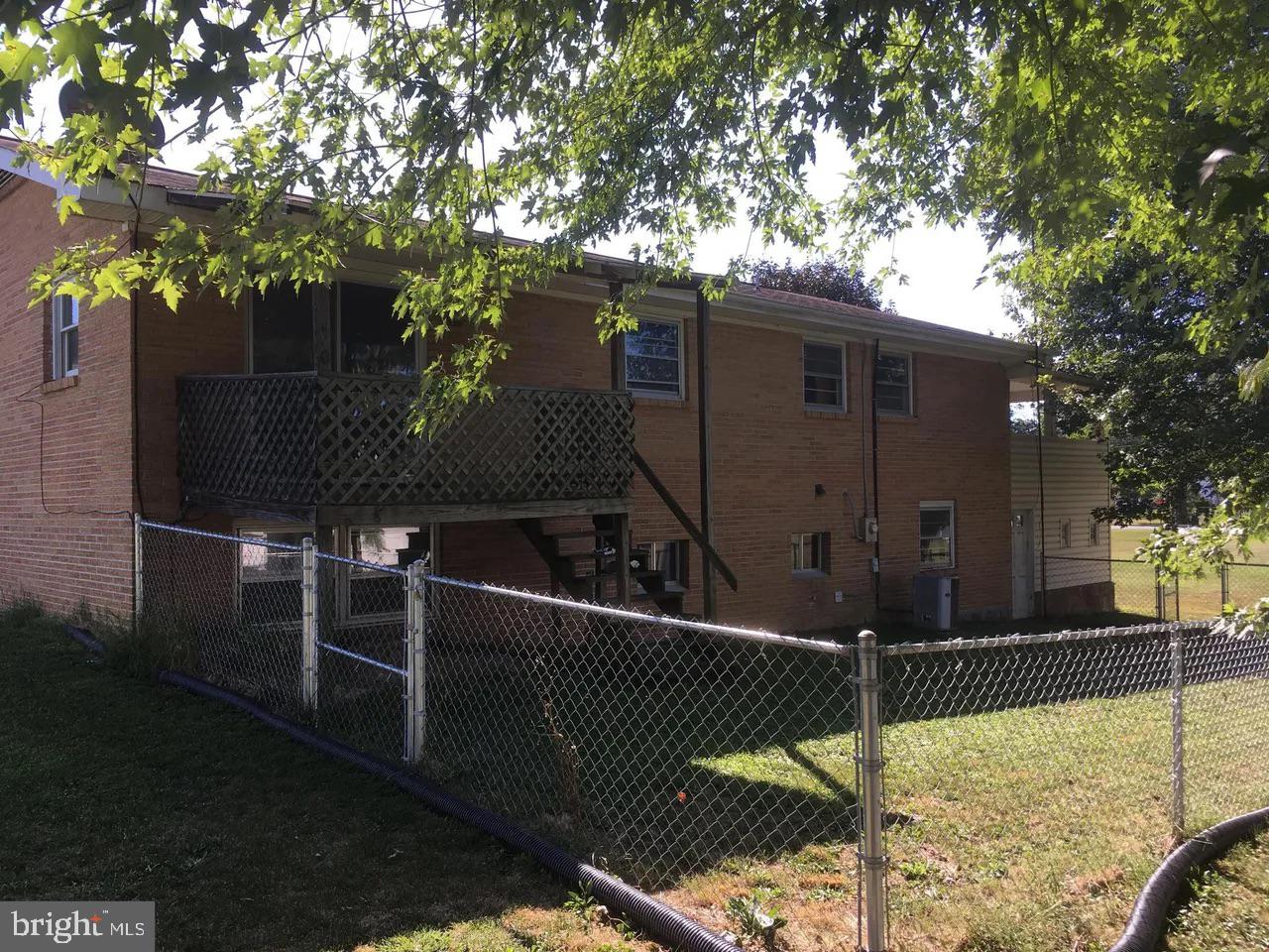 208 EISENHOWER DRIVE