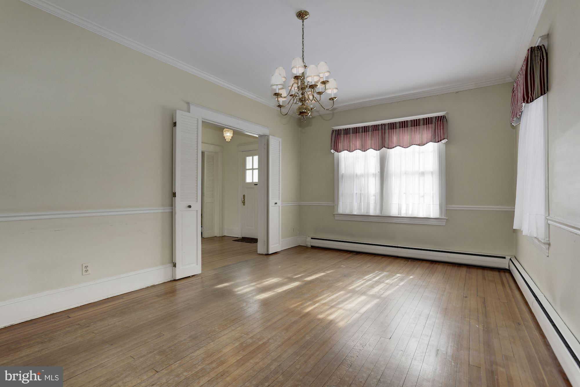 CHEVY CHASE - Residential