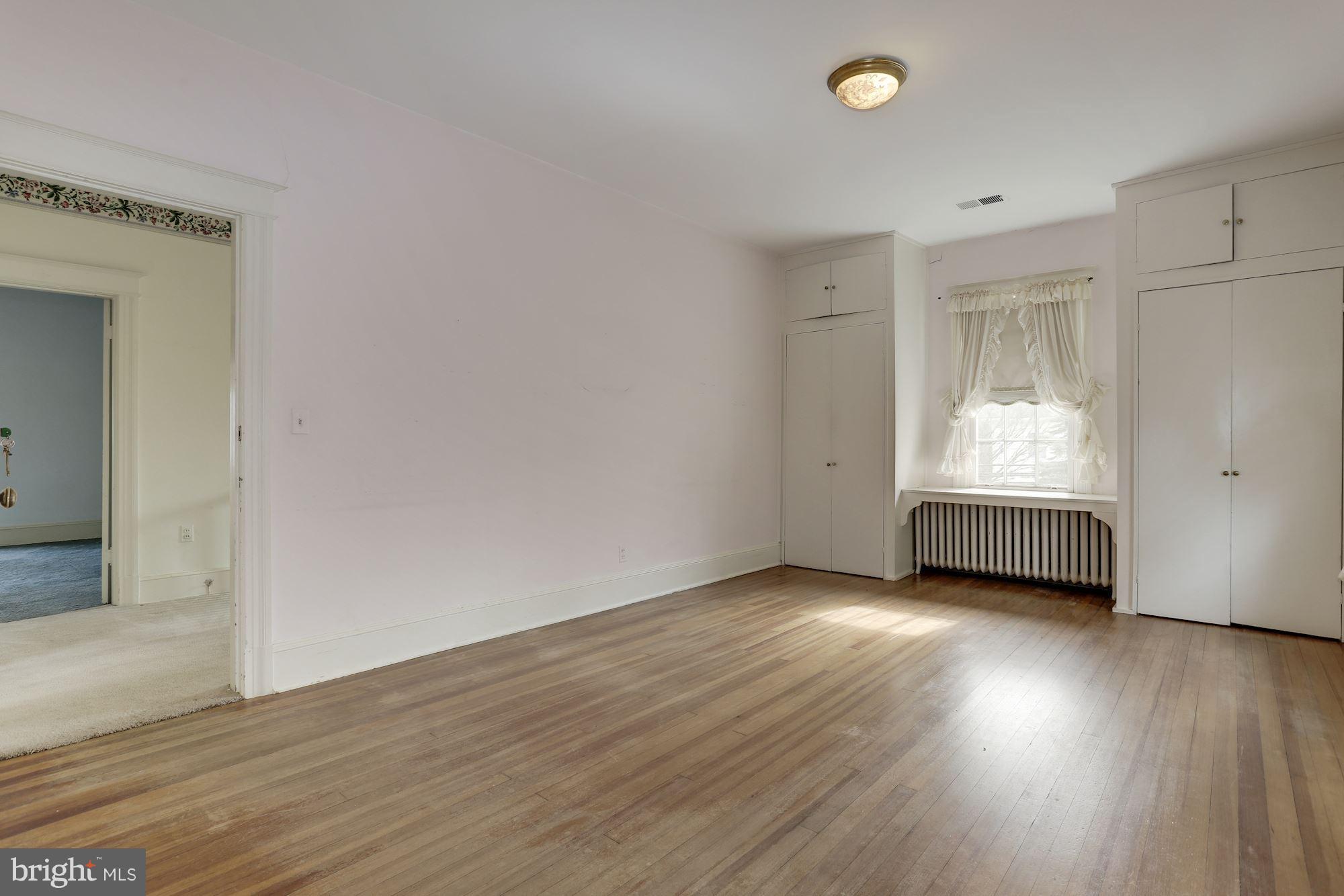 CHEVY CHASE - Residential