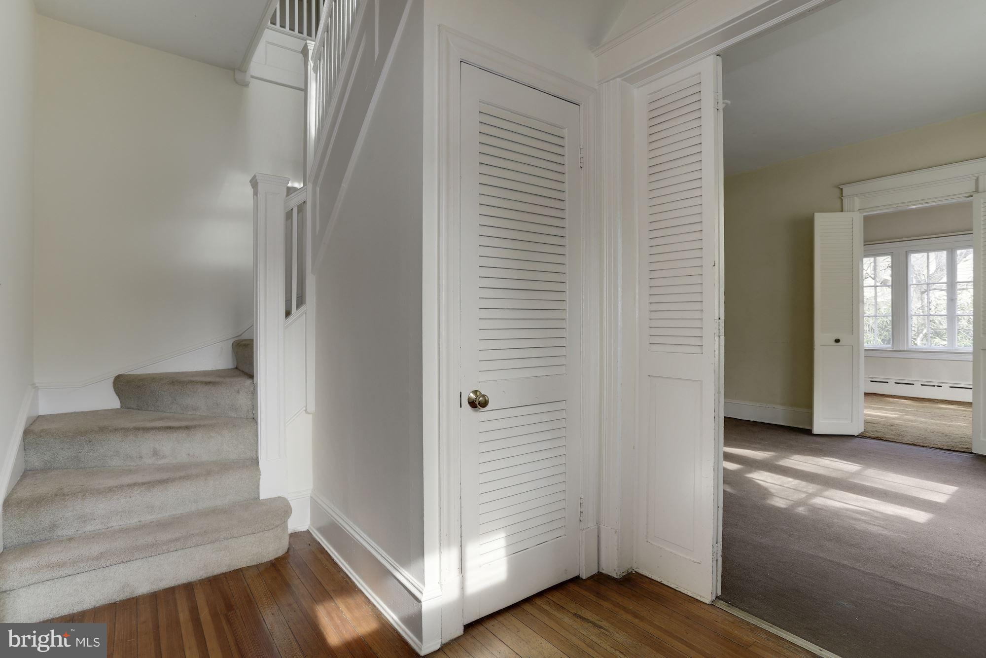 CHEVY CHASE - Residential