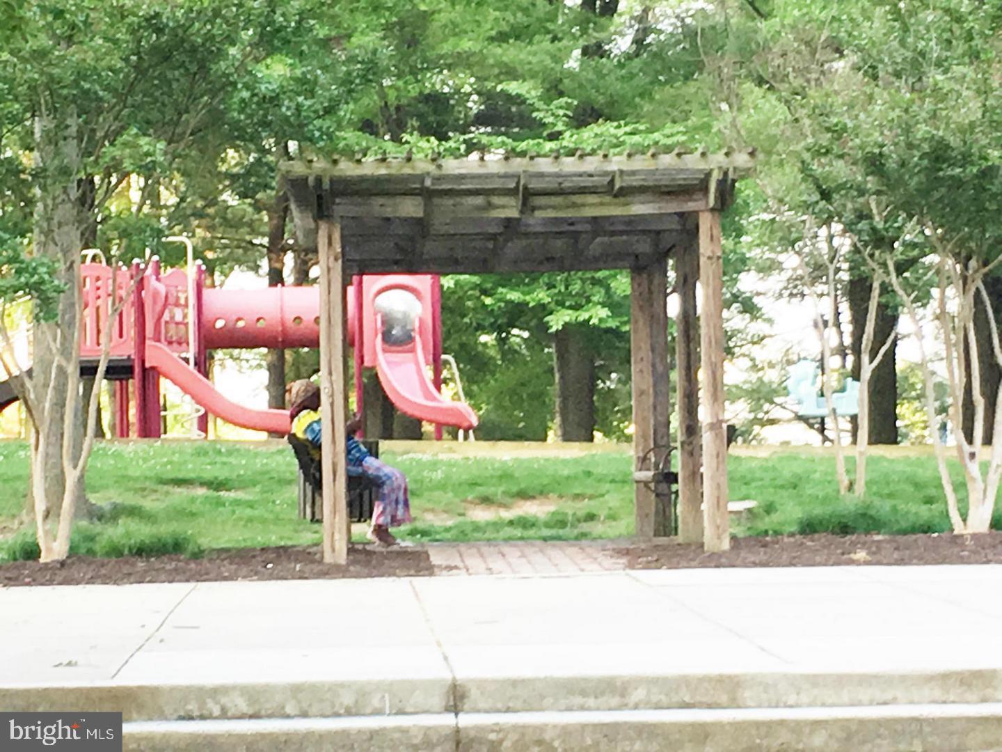 RENAISSANCE PLAZA CODM - Residential Lease