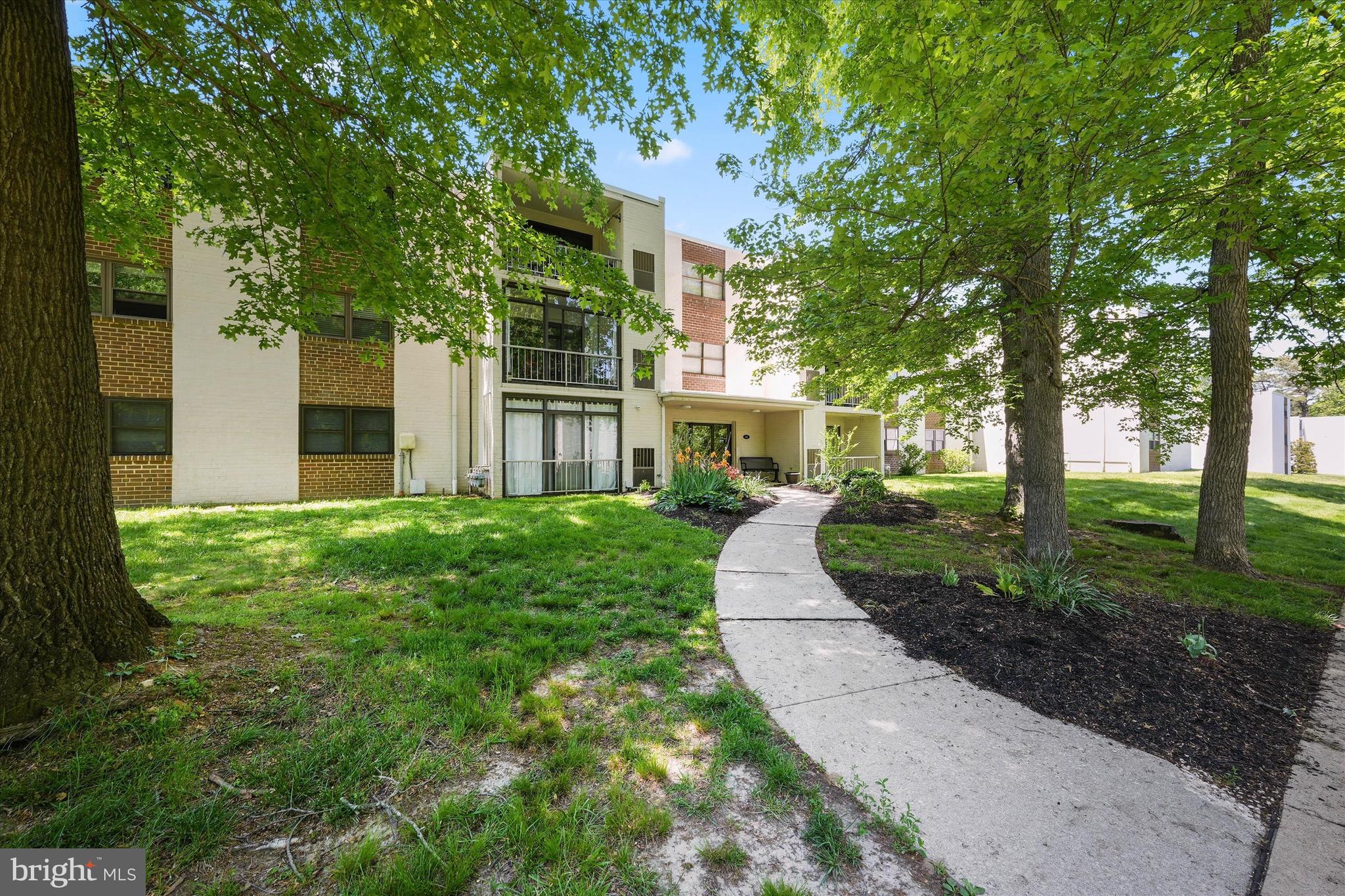 VILLA BELMONT - Residential